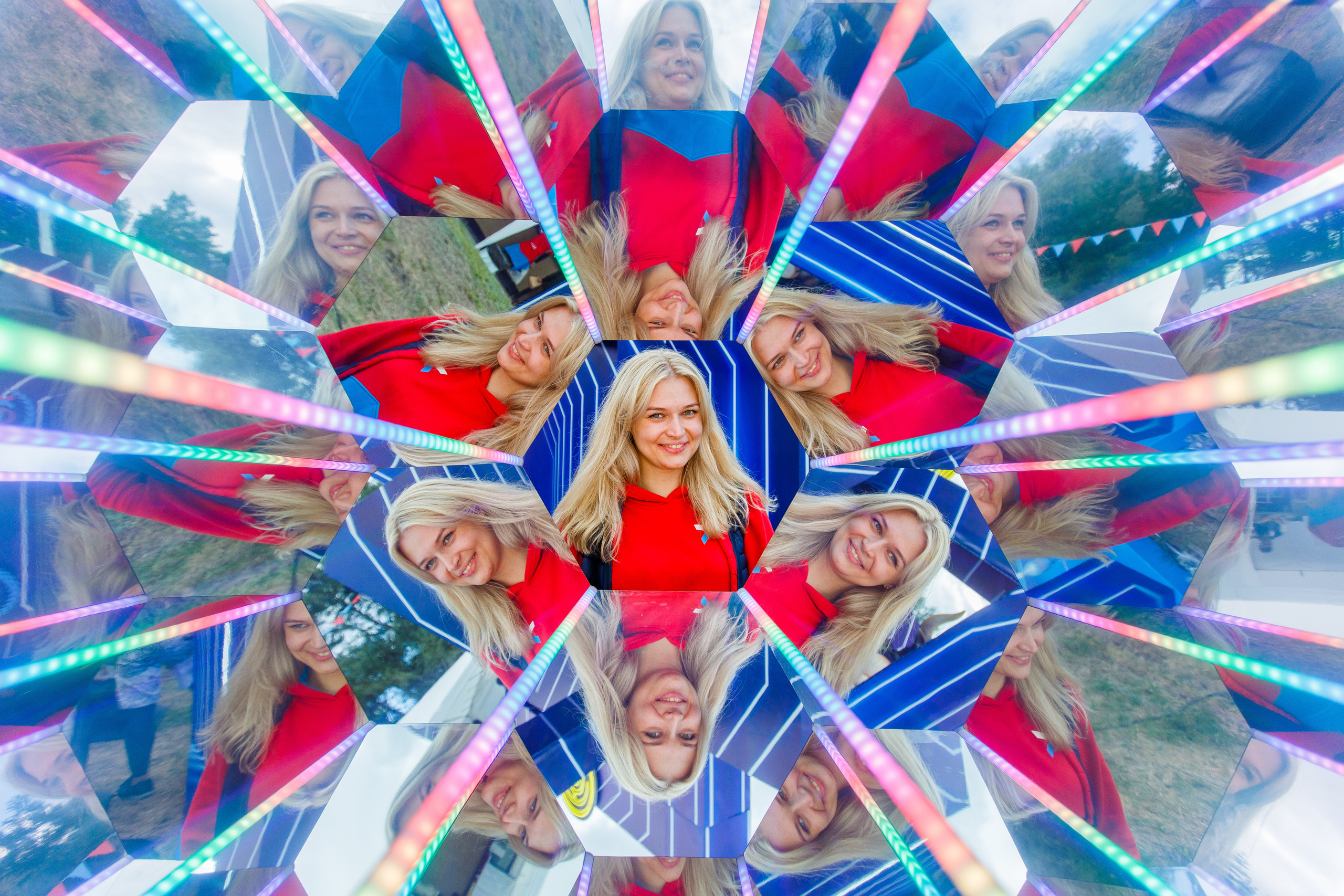 NIX (04.09.2021). Аренды интерактивных фотозон в Харькове