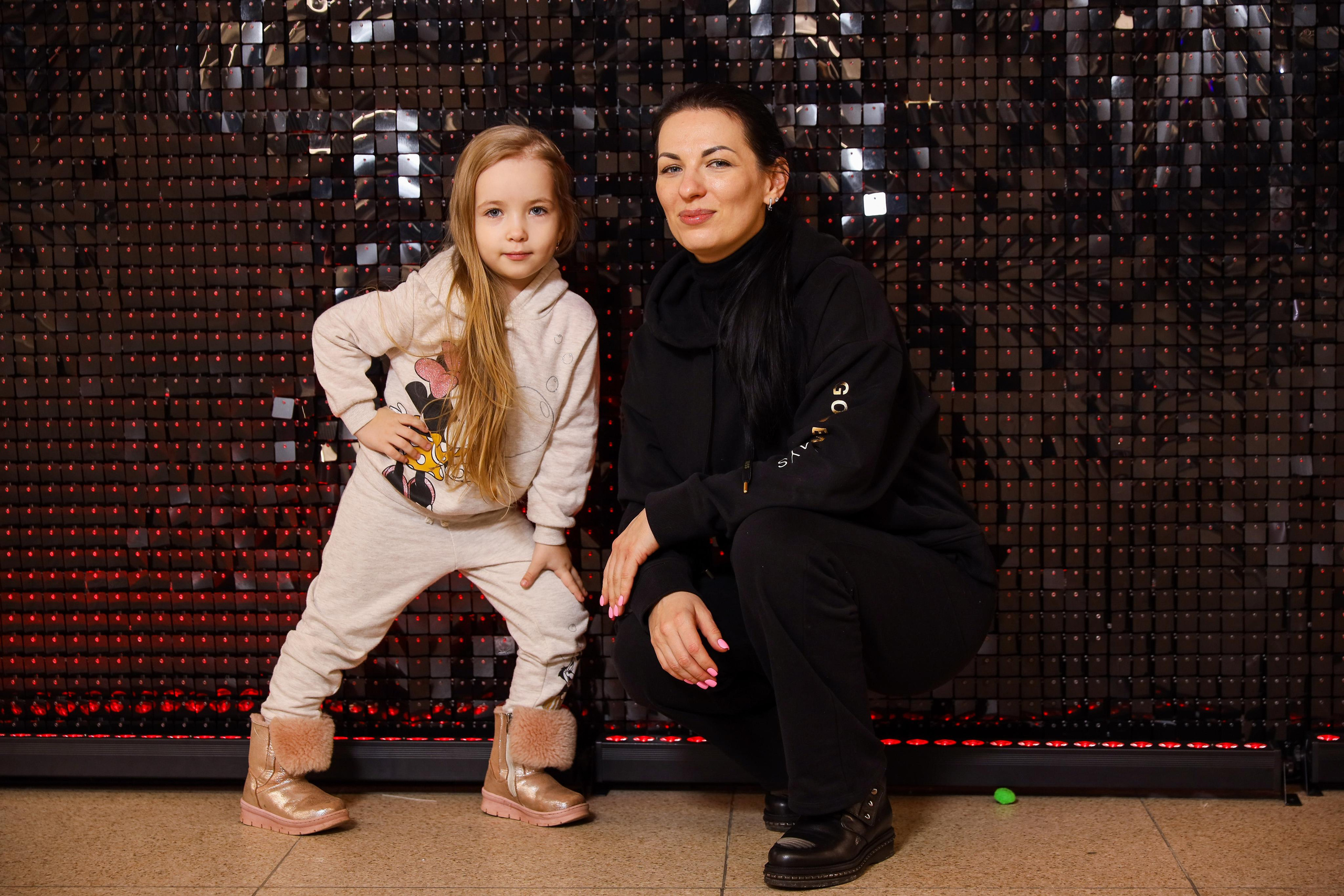 Фотомозаїка на 580 фото для ТРЦ Караван. Аренды интерактивных фотозон в Харькове