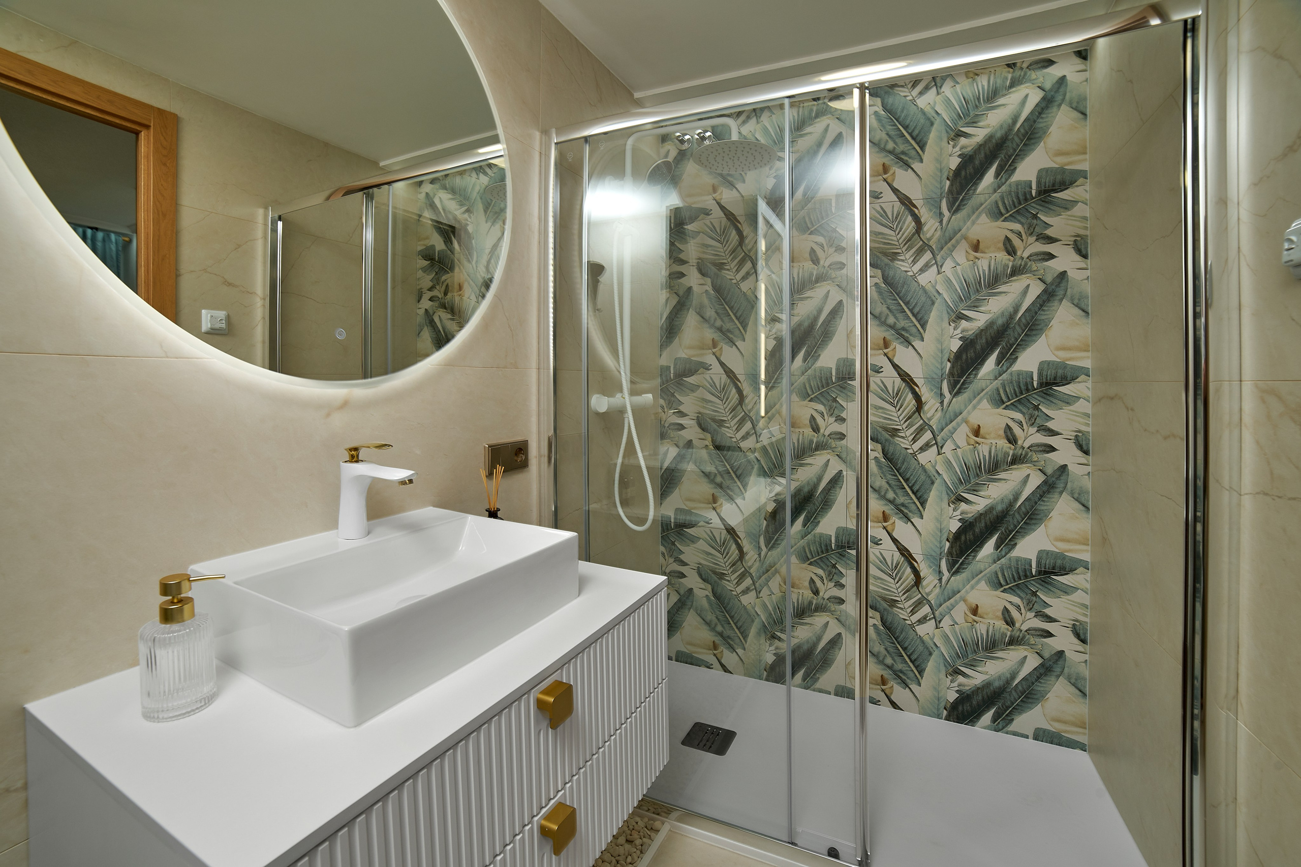 Дизайнерский интерьер квартиры в Аликанте – фотосъёмка для агентств