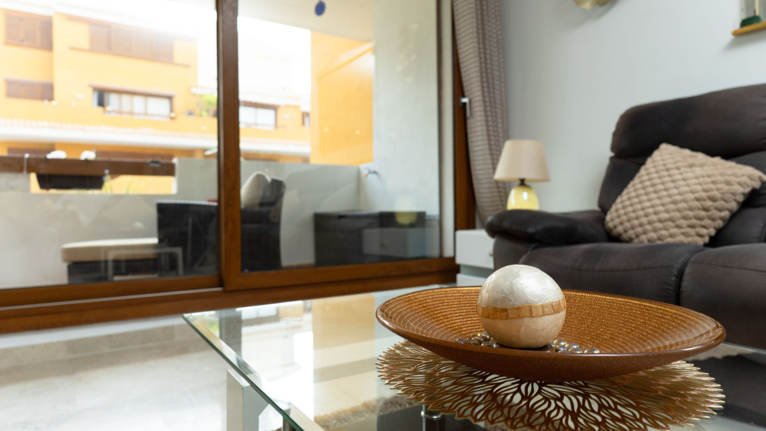 Панорамный вид из окна квартиры – фотосъёмка для риэлторов Испании