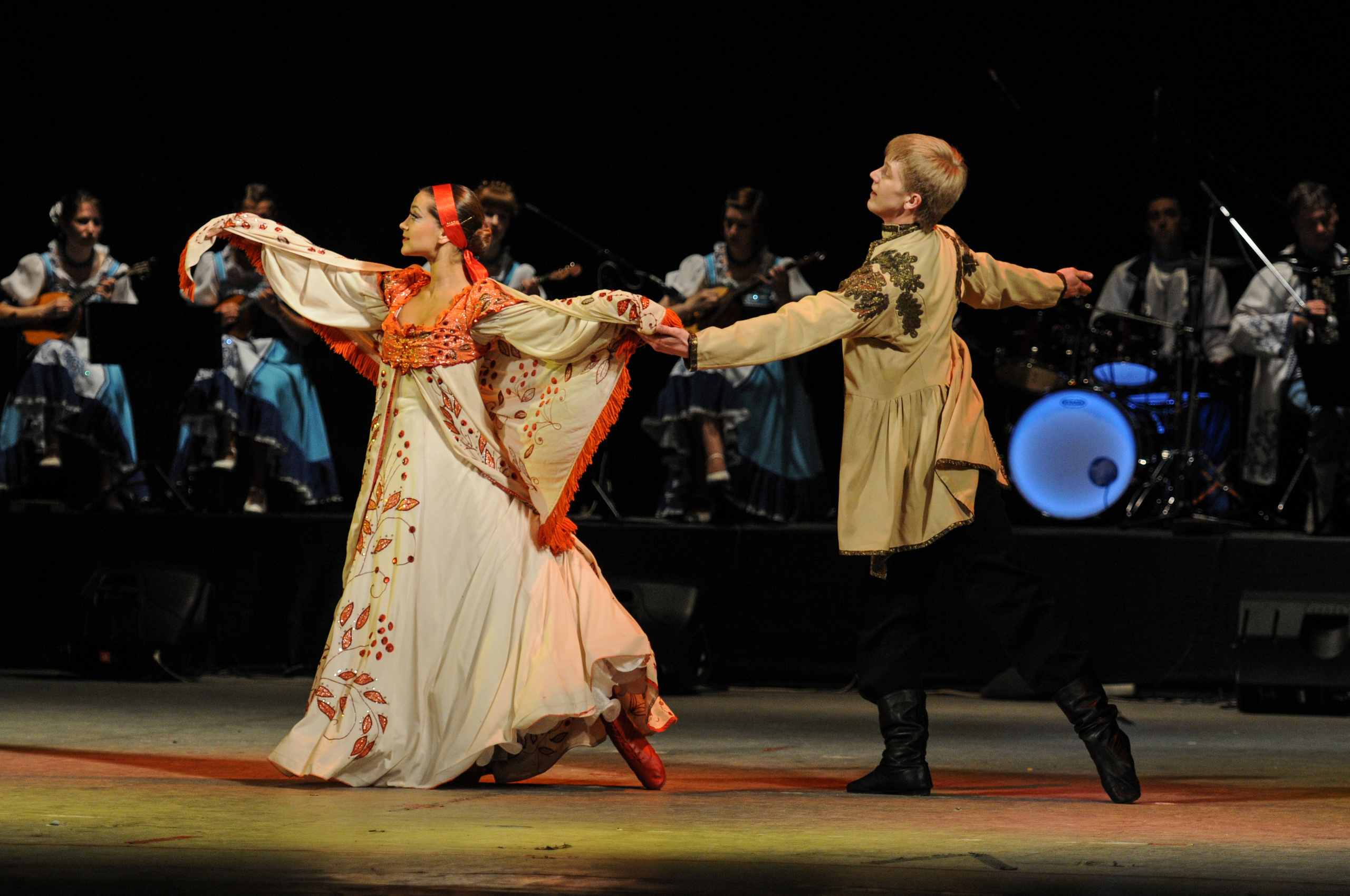 Concert of the folk group “Sunny Rainbow” in Russia. Люба Тернавская. Фотограф Иерусалим. Фотограф Израиль