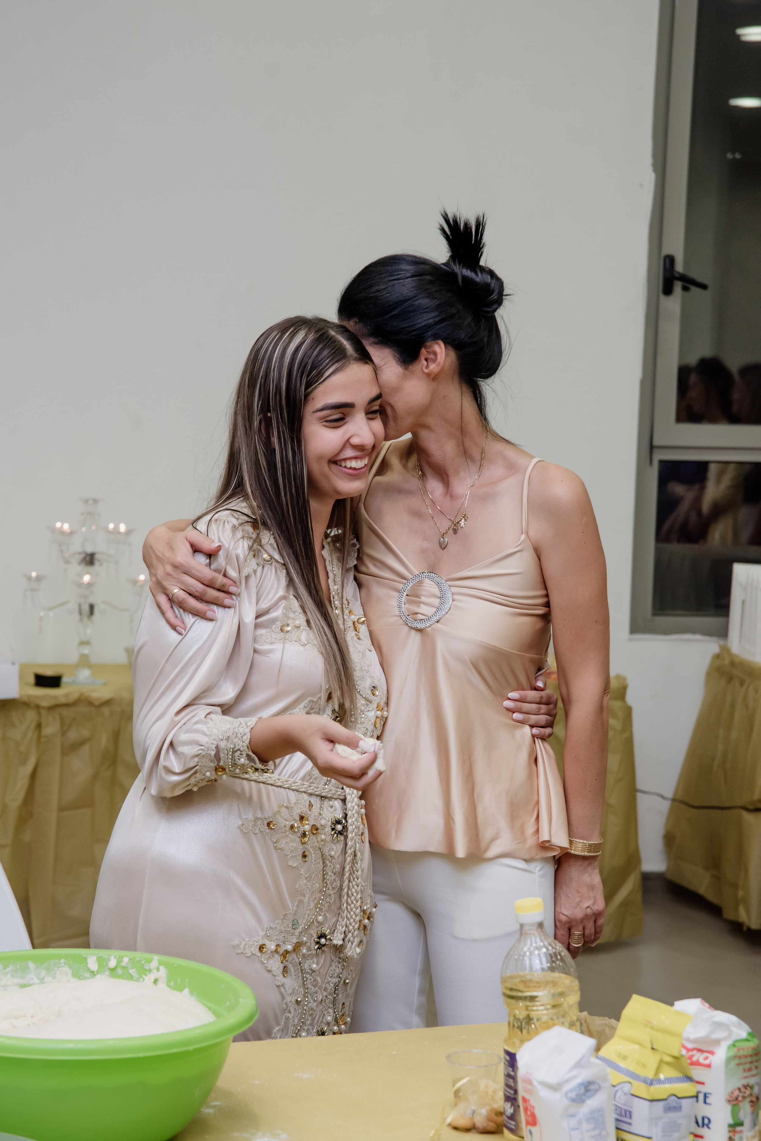 הפרשת חלה. צלמת ירושלים תל אביב ישראל