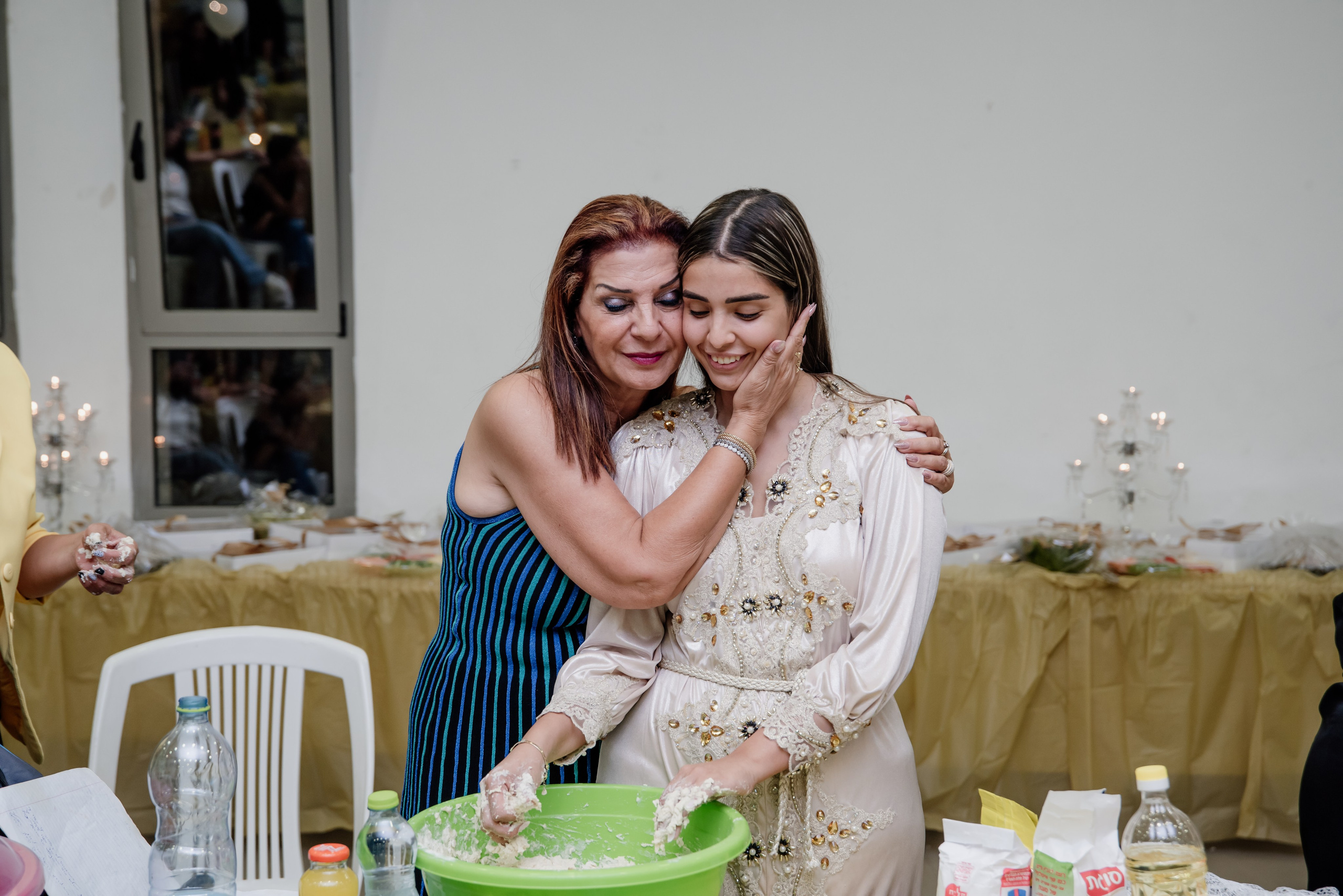 הפרשת חלה. צלמת ירושלים תל אביב ישראל