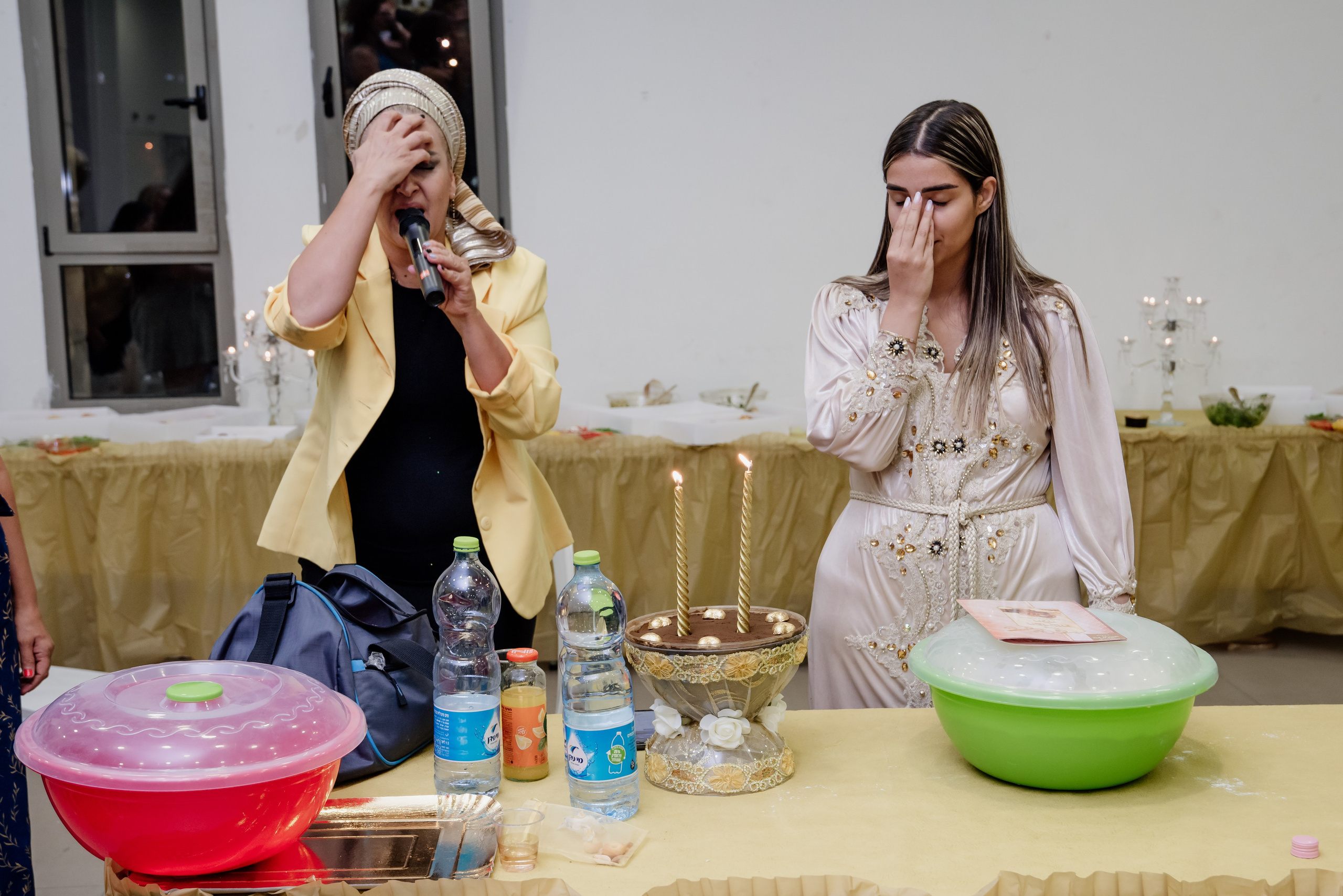 הפרשת חלה. צלמת ירושלים תל אביב ישראל