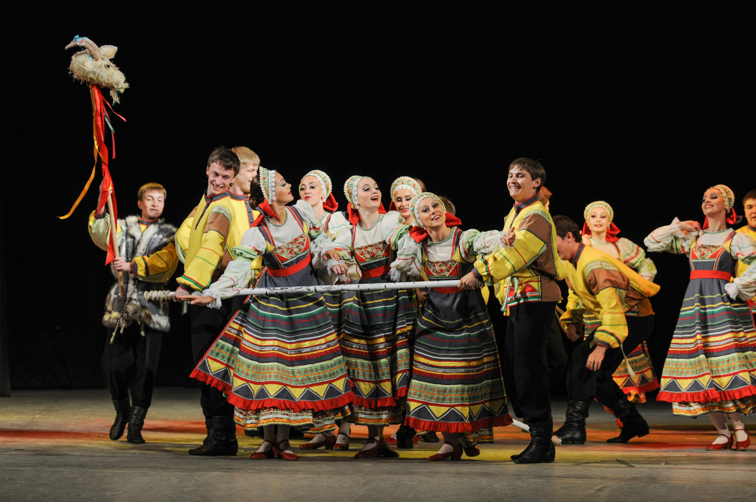 Concert of the folk group “Sunny Rainbow” in Russia. Люба Тернавская. Фотограф Иерусалим. Фотограф Израиль