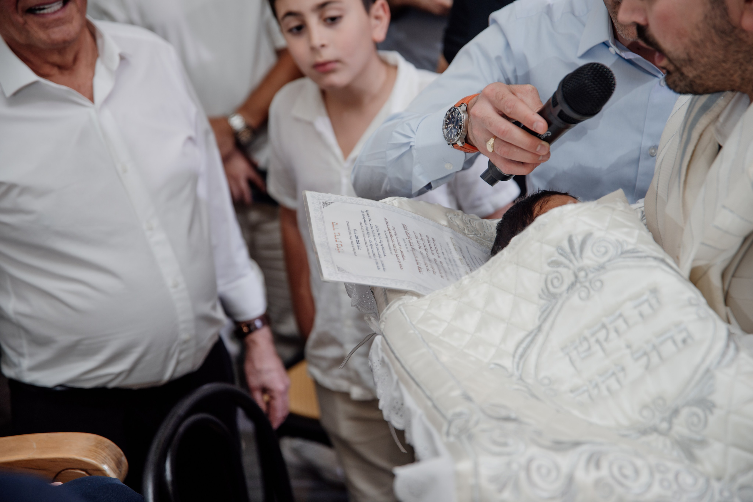 ברית מילה. צלמת ירושלים תל אביב ישראל