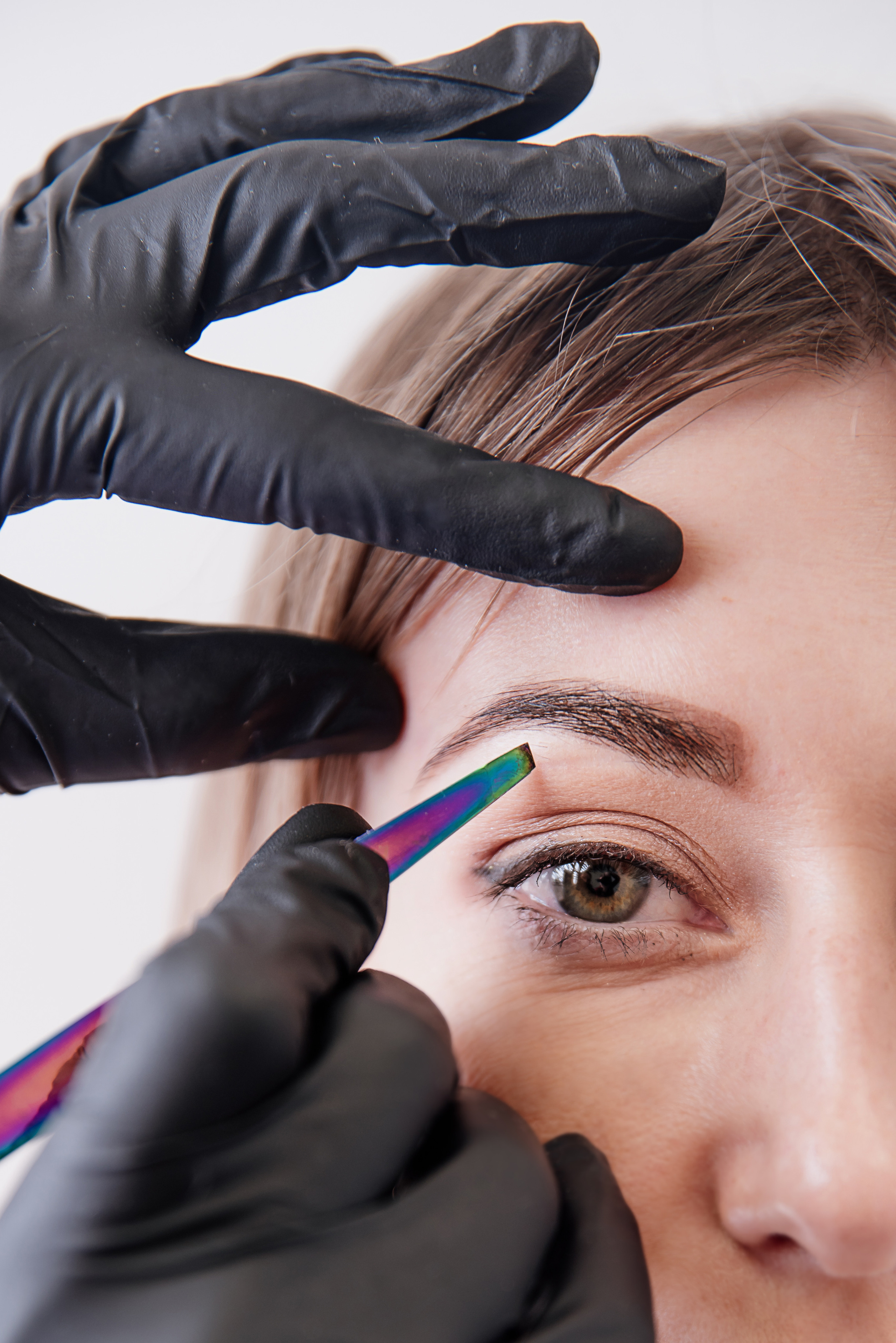 Shooting for the eyebrow master. Photographer in Israel Luba Ternavskaya