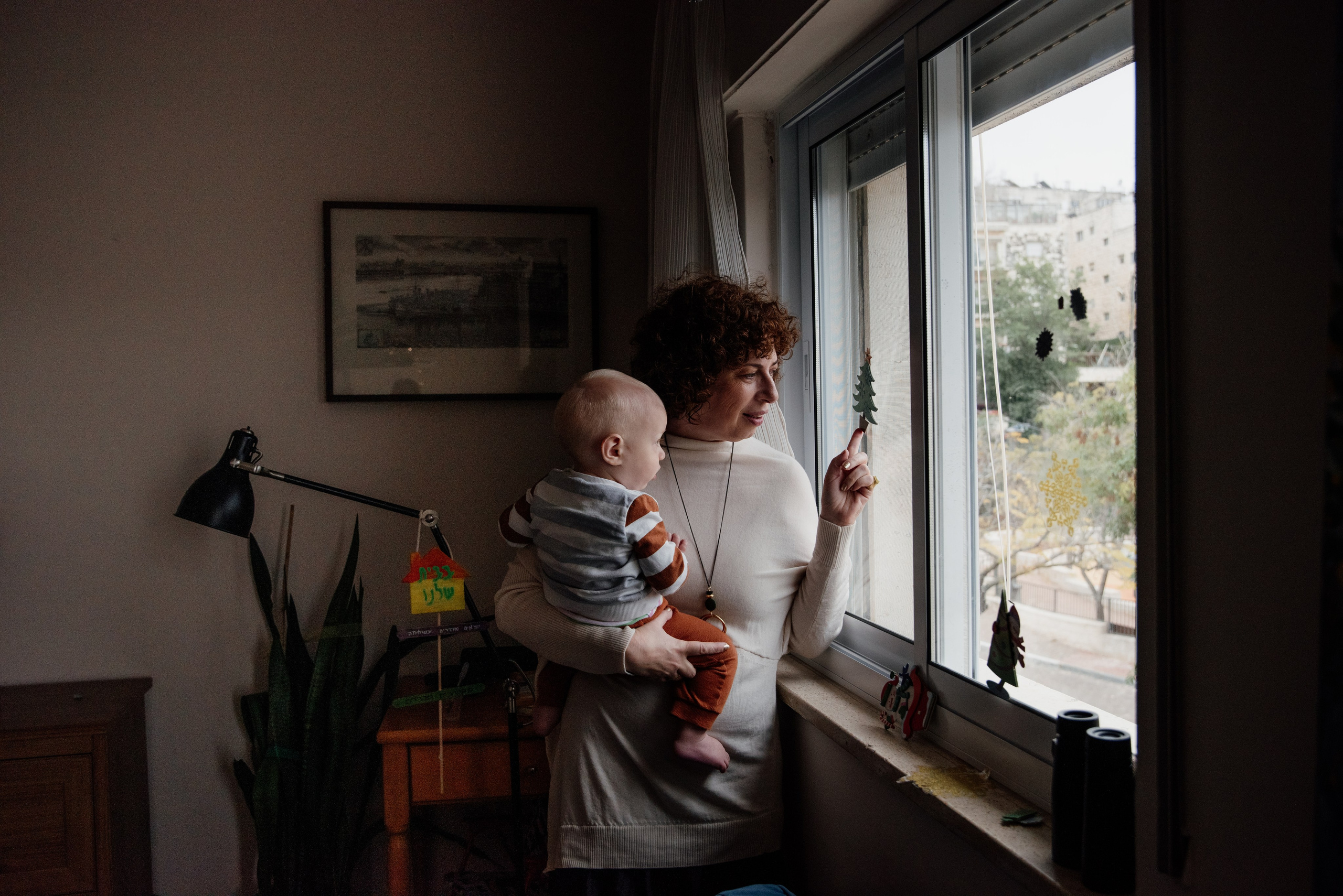 Family home photoshoot. צלמת ירושלים תל אביב ישראל