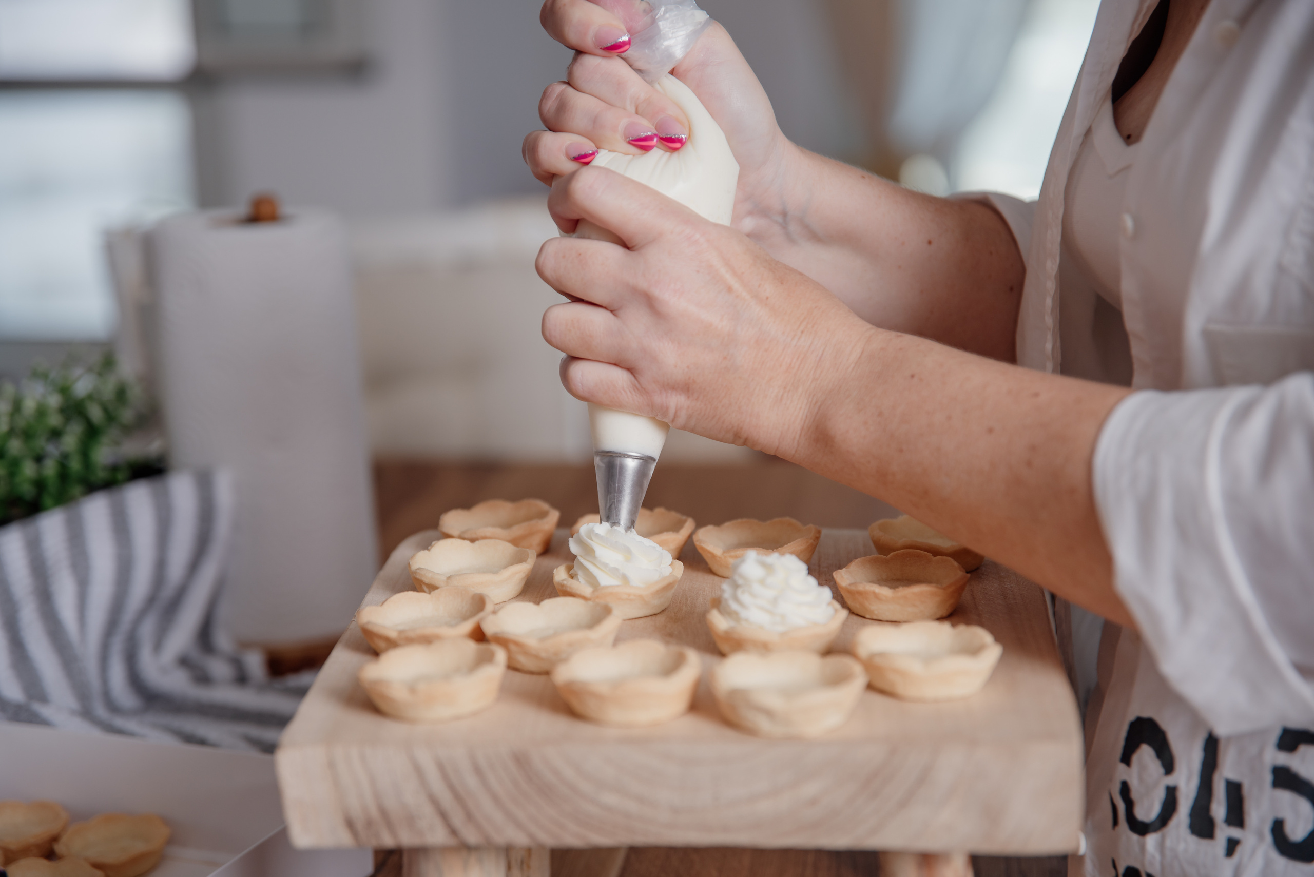 Shooting for a profile confectioner. Photographer in Israel Luba Ternavskaya