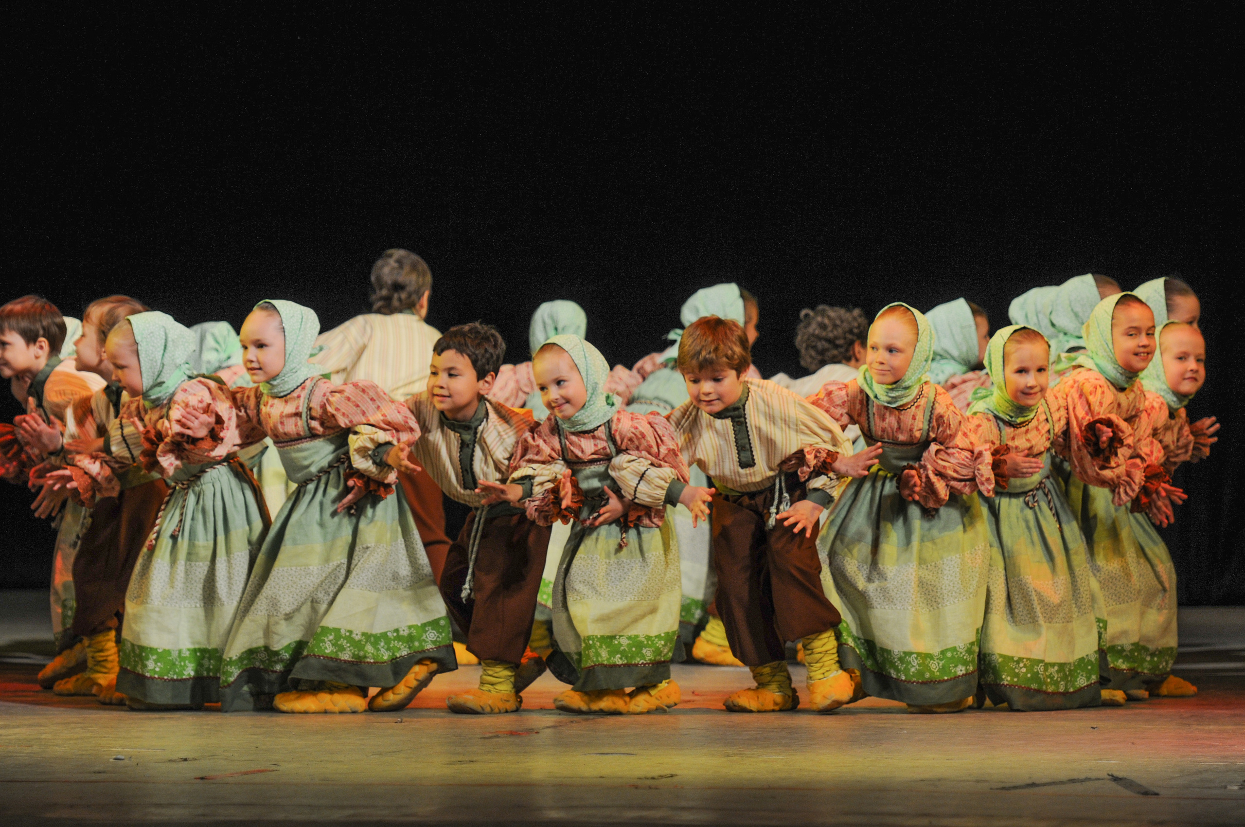 Concert of the folk group “Sunny Rainbow” in Russia. Люба Тернавская. Фотограф Иерусалим. Фотограф Израиль