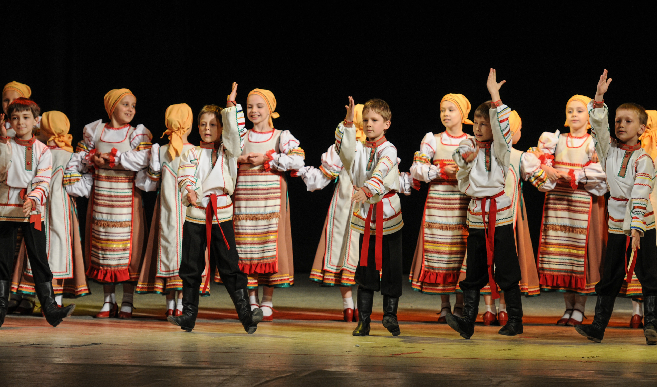 Concert of the folk group “Sunny Rainbow” in Russia. Люба Тернавская. Фотограф Иерусалим. Фотограф Израиль