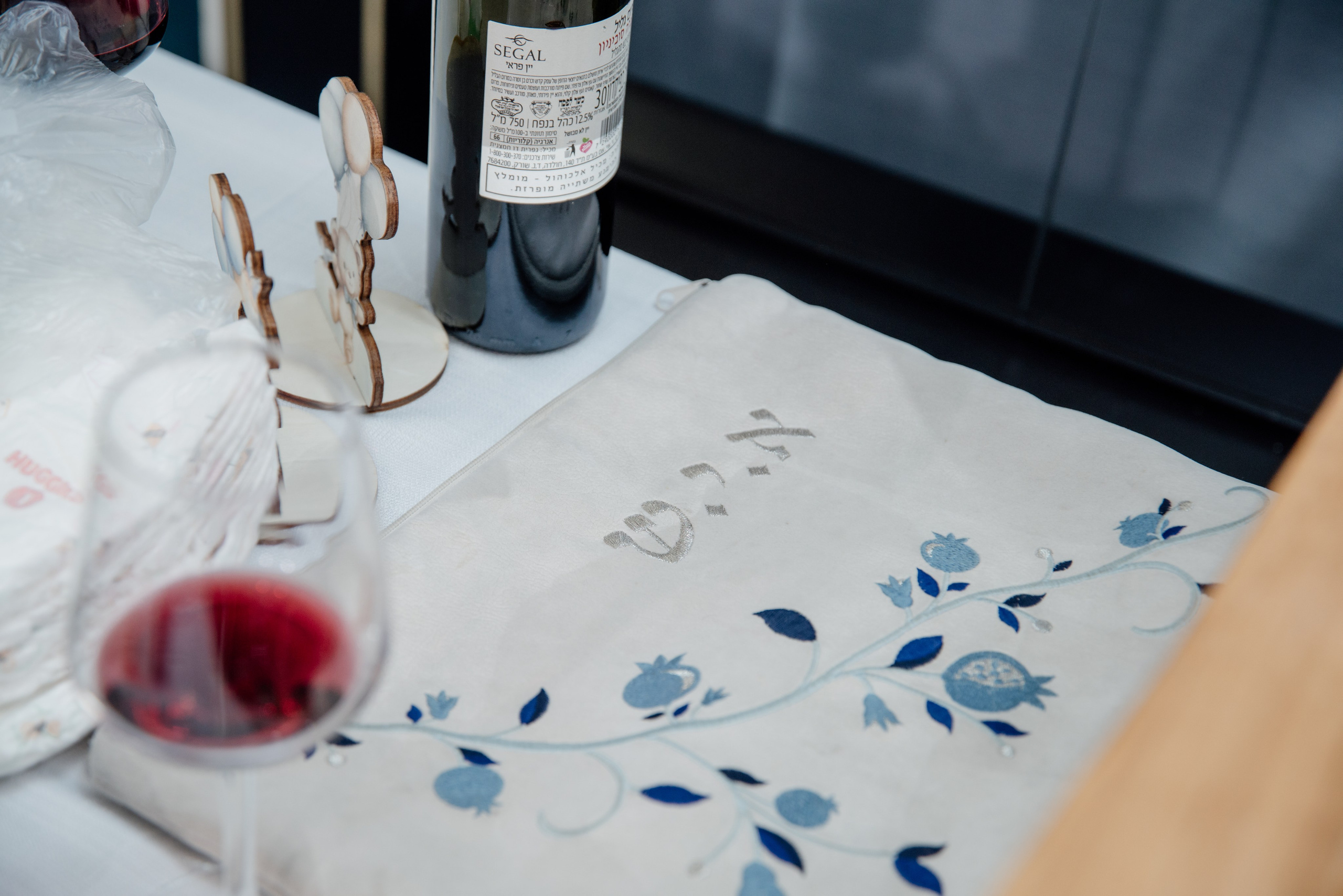 ברית מילה. צלמת ירושלים תל אביב ישראל