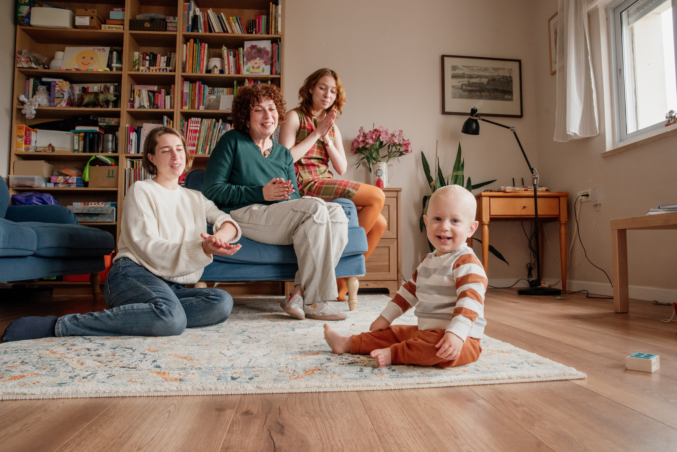 Family home photoshoot. צלמת ירושלים תל אביב ישראל