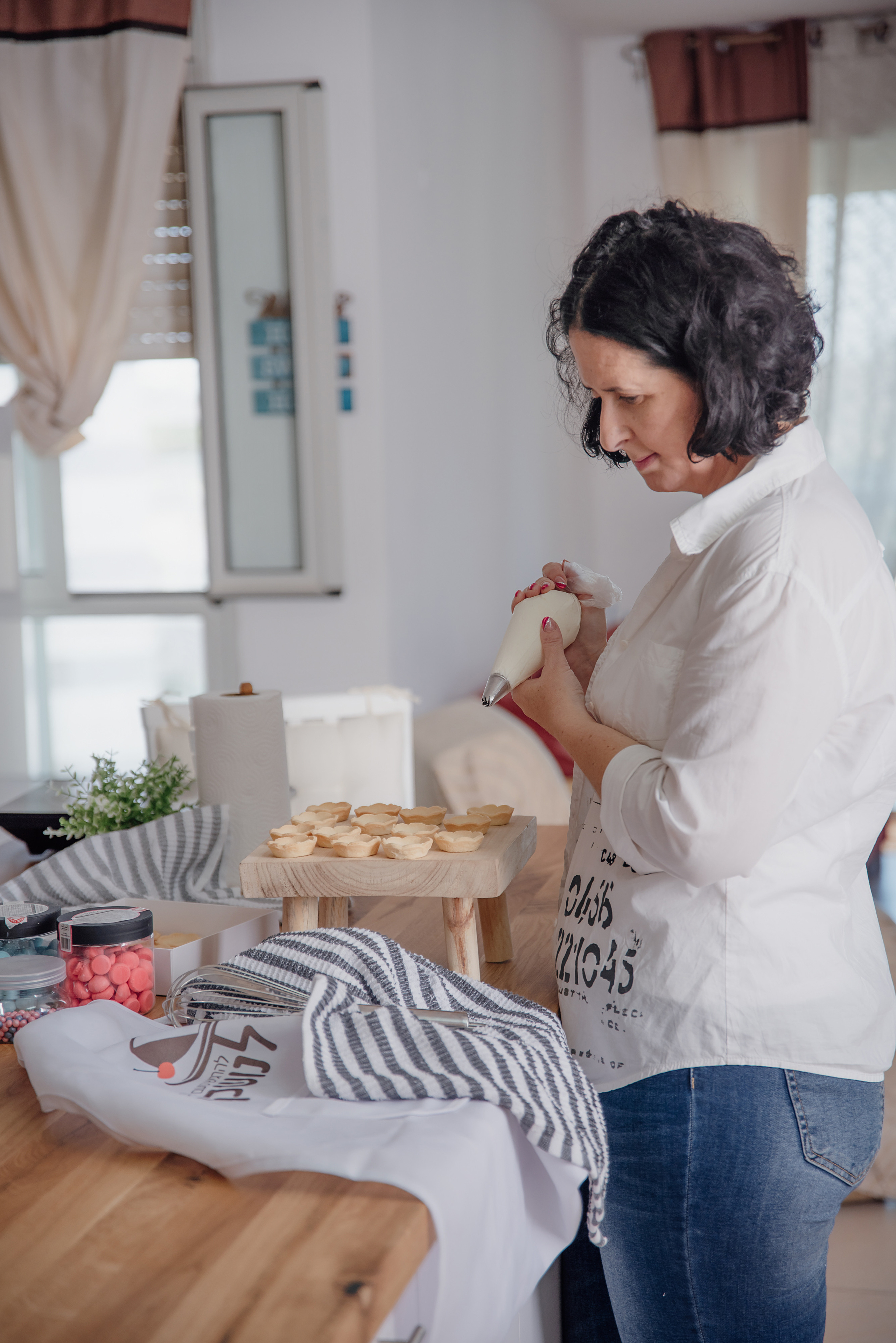 Shooting for a profile confectioner. Photographer in Israel Luba Ternavskaya