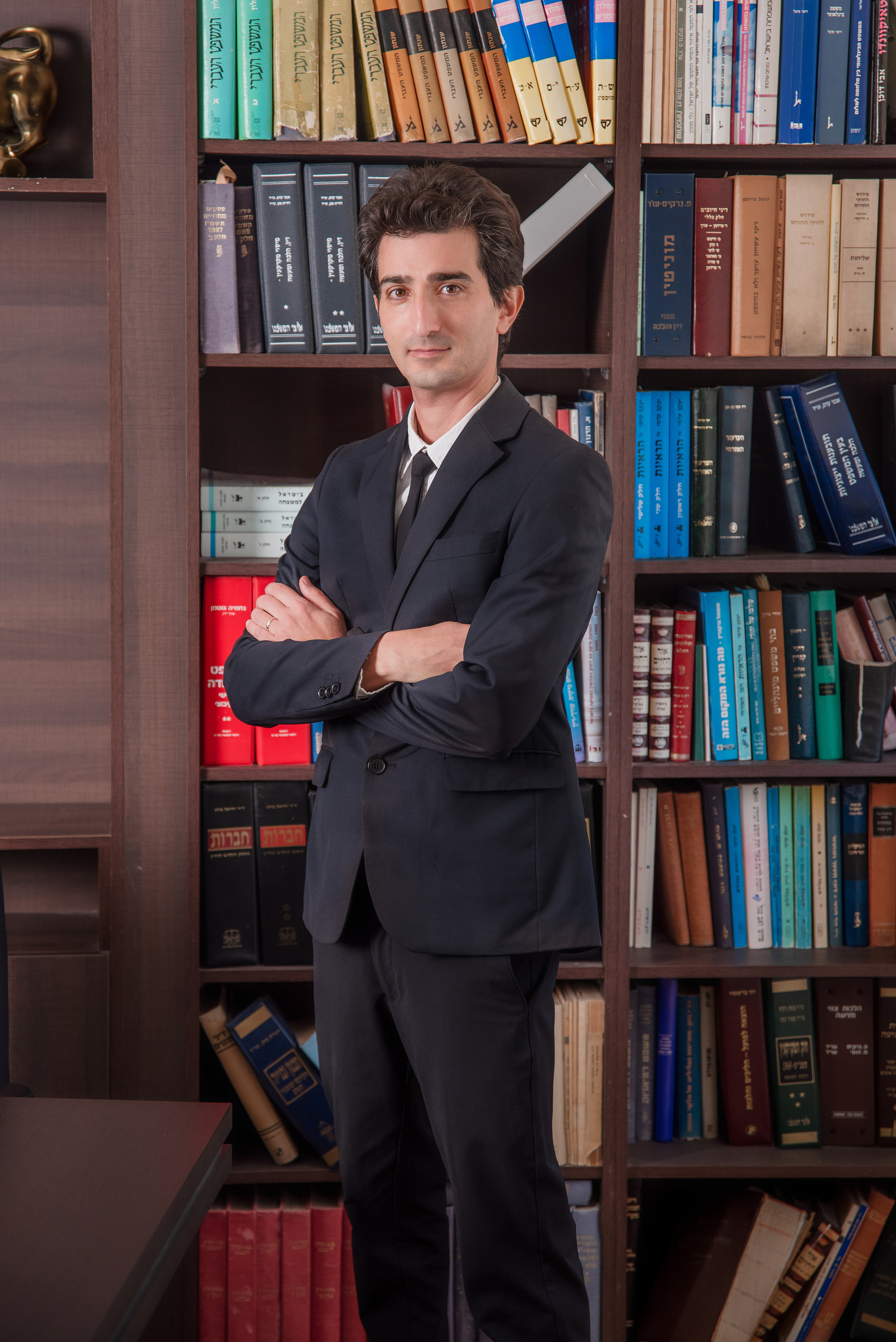 Business portrait for a lawyer Shay Maor. Photographer in Israel Luba Ternavskaya