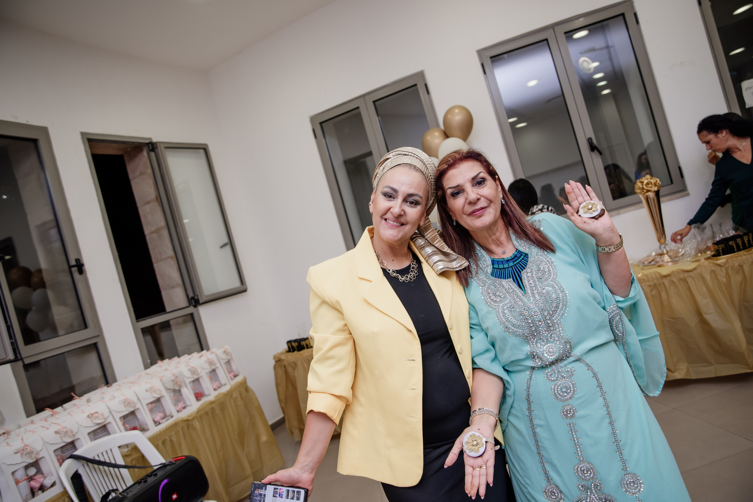 הפרשת חלה. צלמת ירושלים תל אביב ישראל