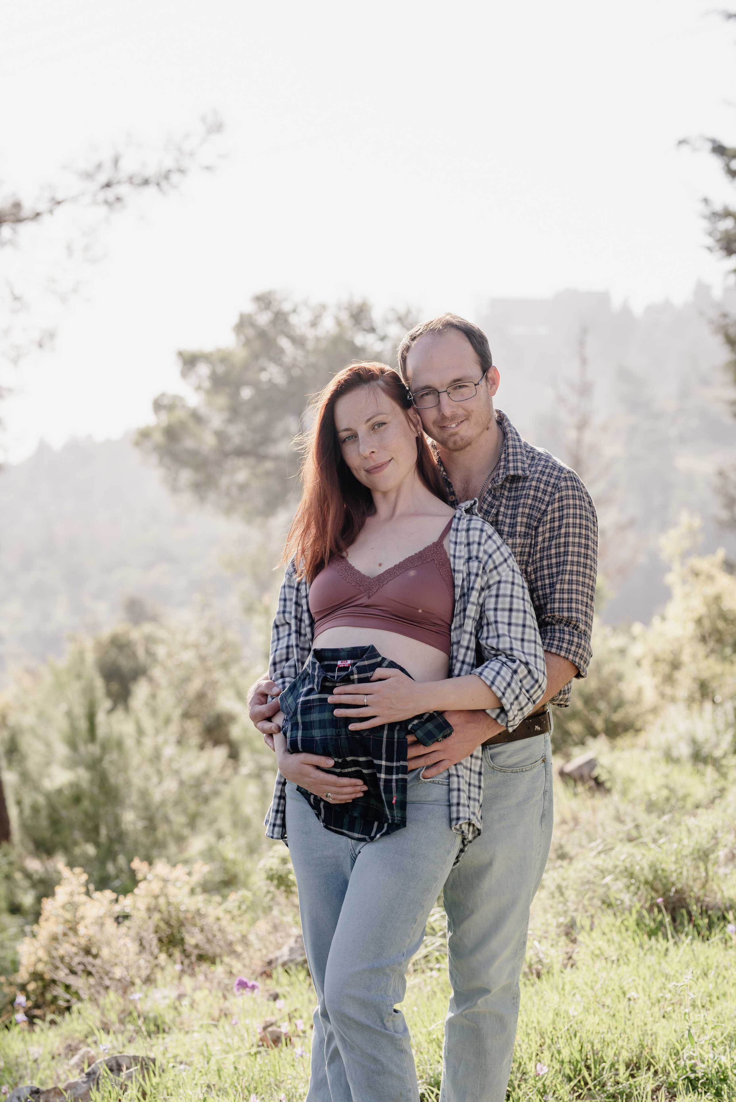 Outdoor maternity photoshoot. Photographer in Israel Luba Ternavskaya