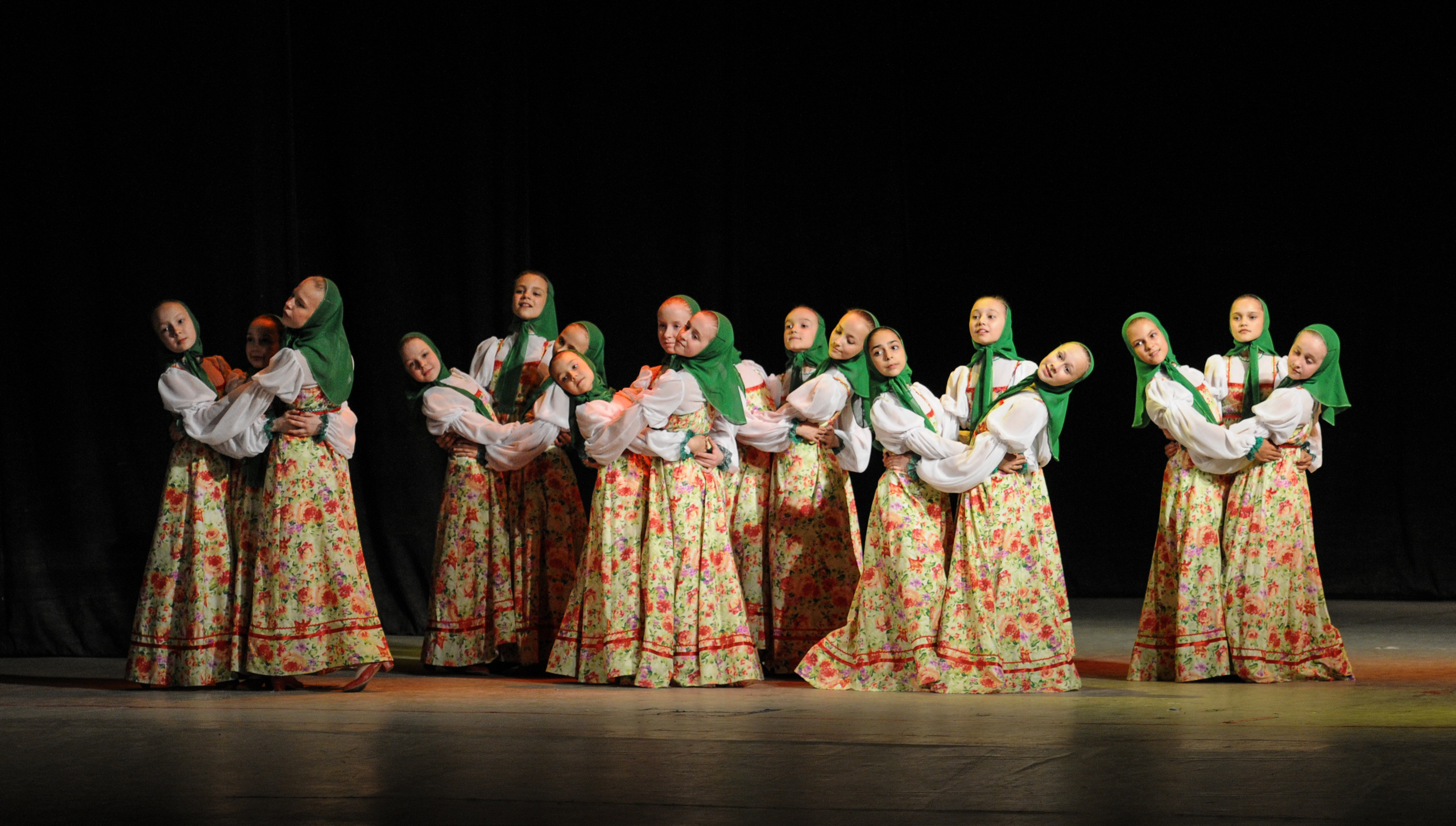 Concert of the folk group “Sunny Rainbow” in Russia. Люба Тернавская. Фотограф Иерусалим. Фотограф Израиль