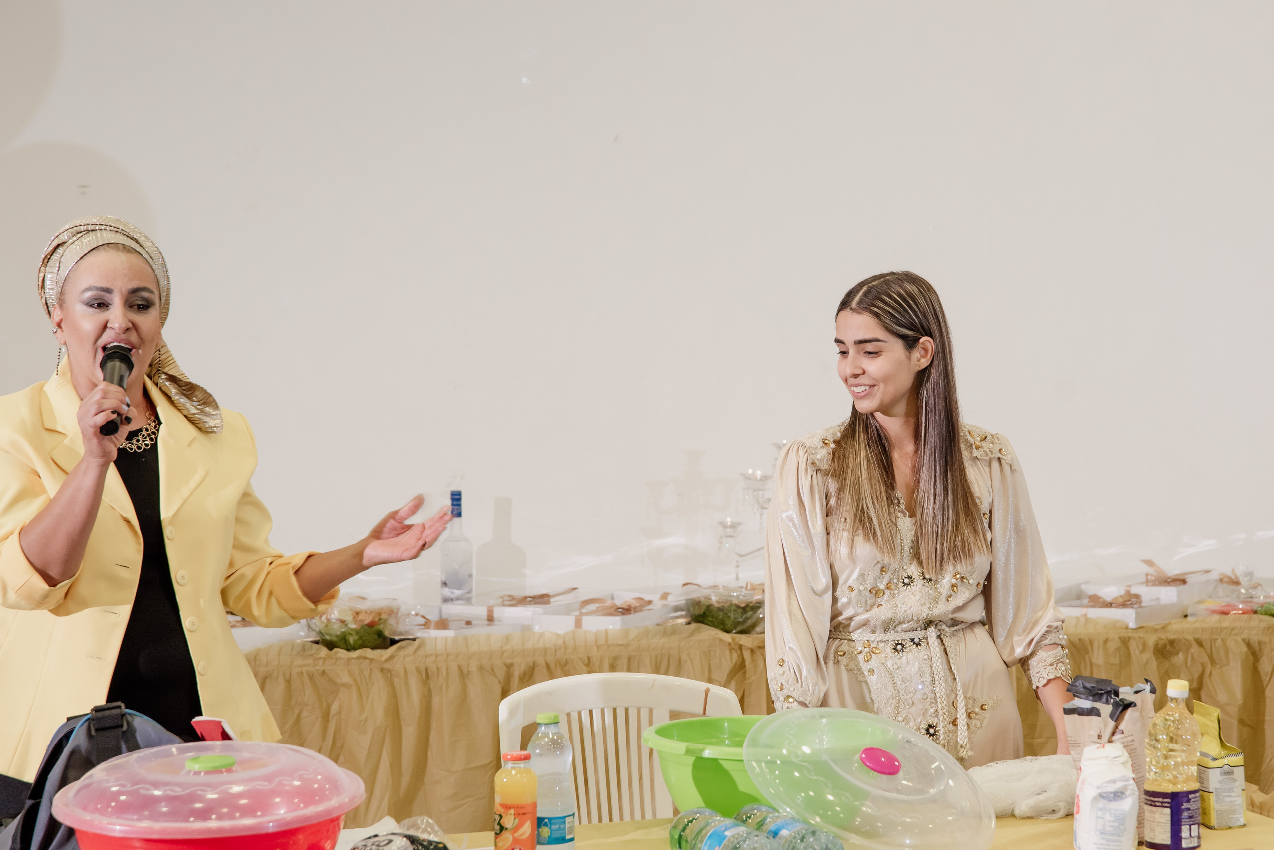 הפרשת חלה. צלמת ירושלים תל אביב ישראל