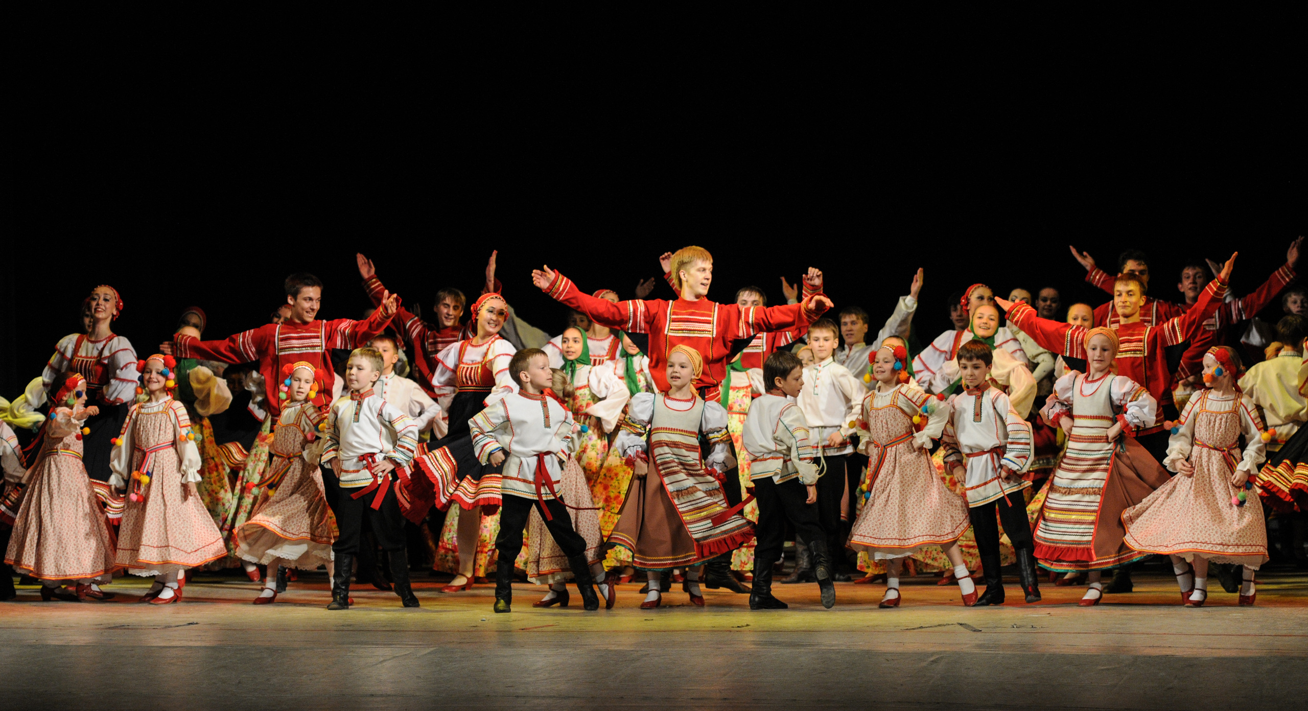 Concert of the folk group “Sunny Rainbow” in Russia. Люба Тернавская. Фотограф Иерусалим. Фотограф Израиль