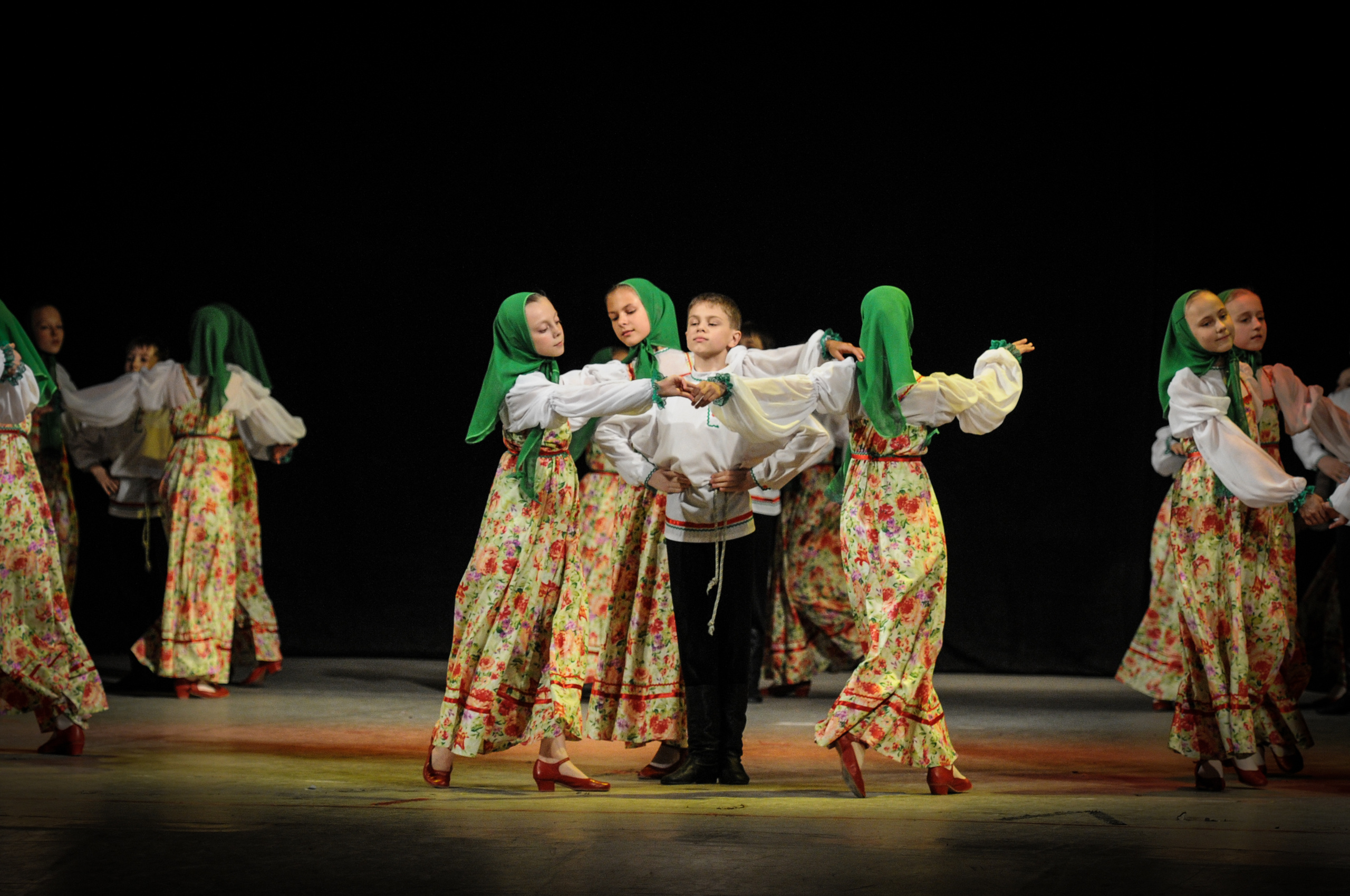 Concert of the folk group “Sunny Rainbow” in Russia. Люба Тернавская. Фотограф Иерусалим. Фотограф Израиль