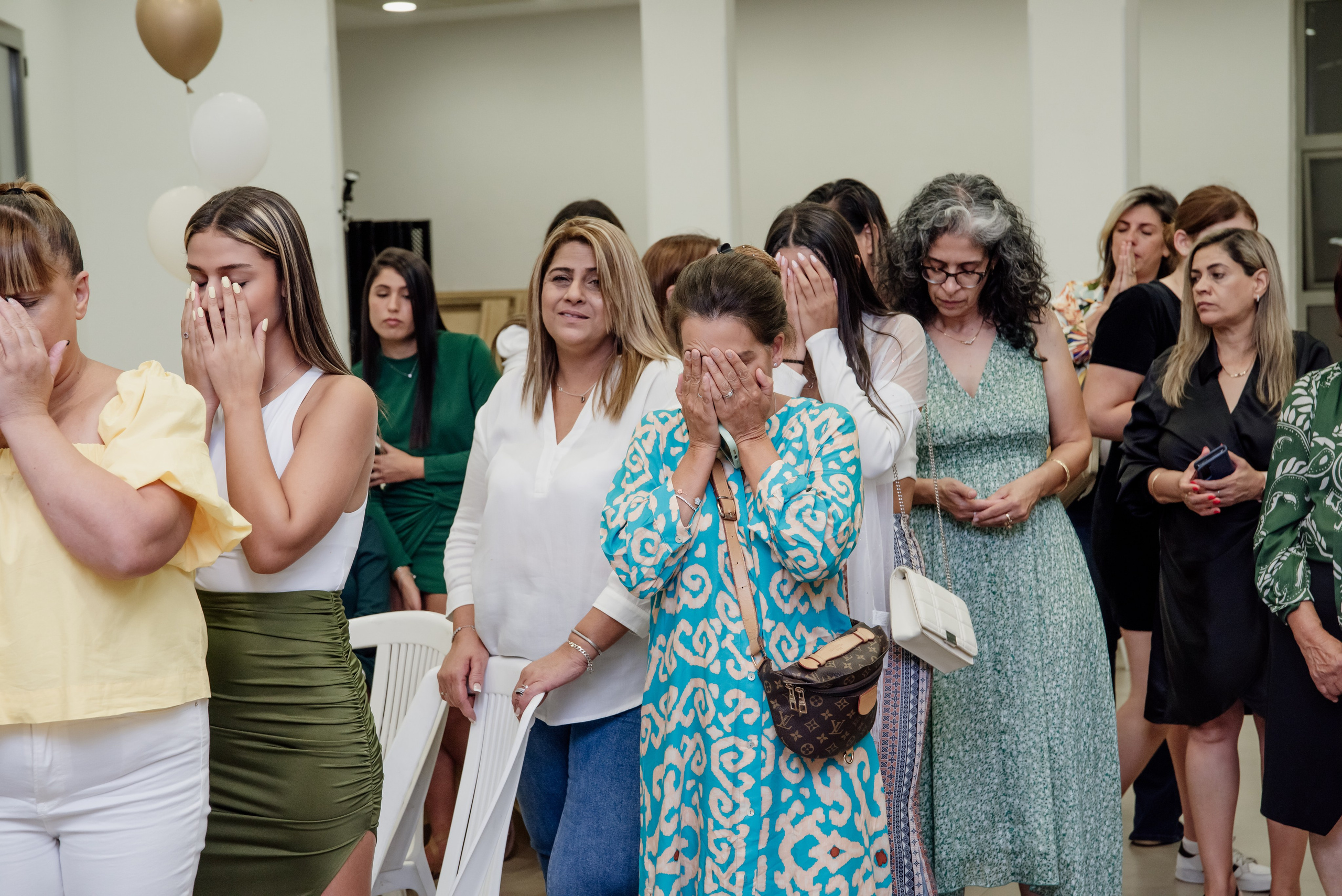 הפרשת חלה. צלמת ירושלים תל אביב ישראל