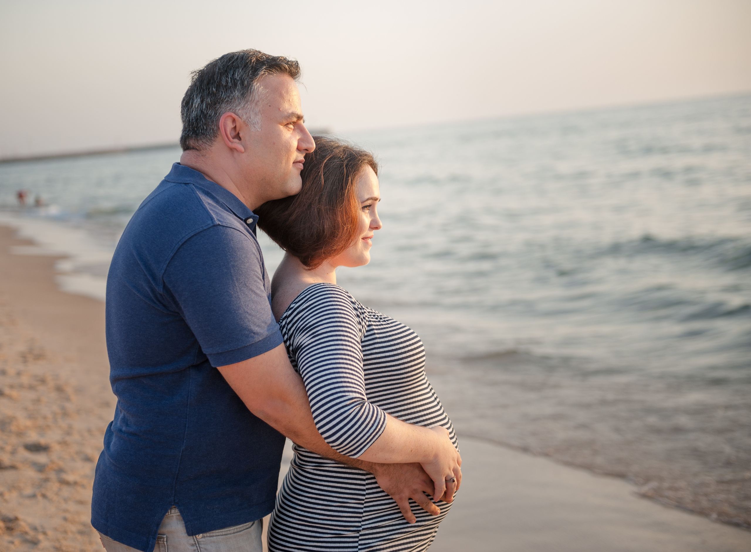 Outdoor maternity photoshoot. Photographer in Israel Luba Ternavskaya