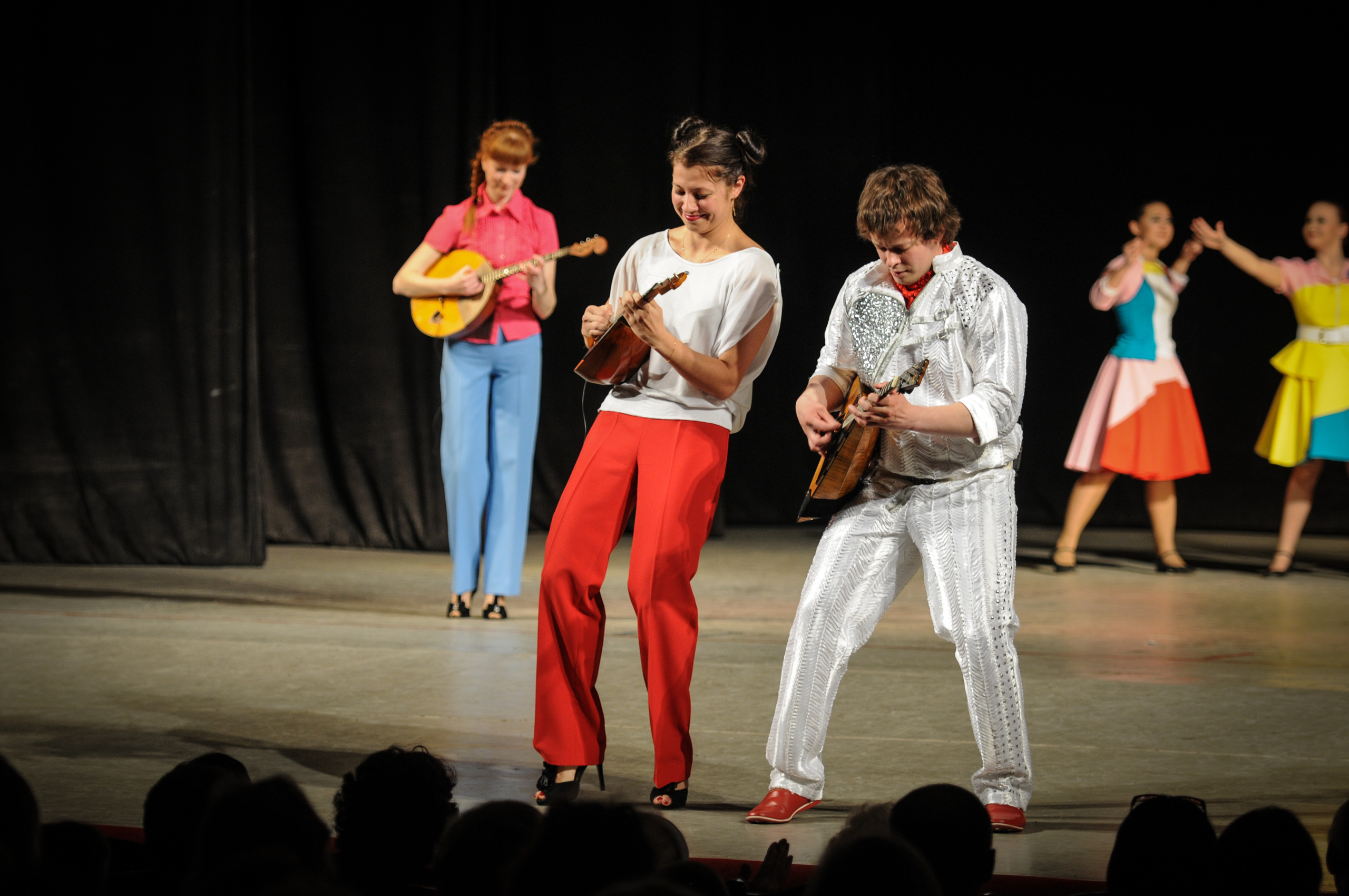 Concert of the folk group “Sunny Rainbow” in Russia. Люба Тернавская. Фотограф Иерусалим. Фотограф Израиль