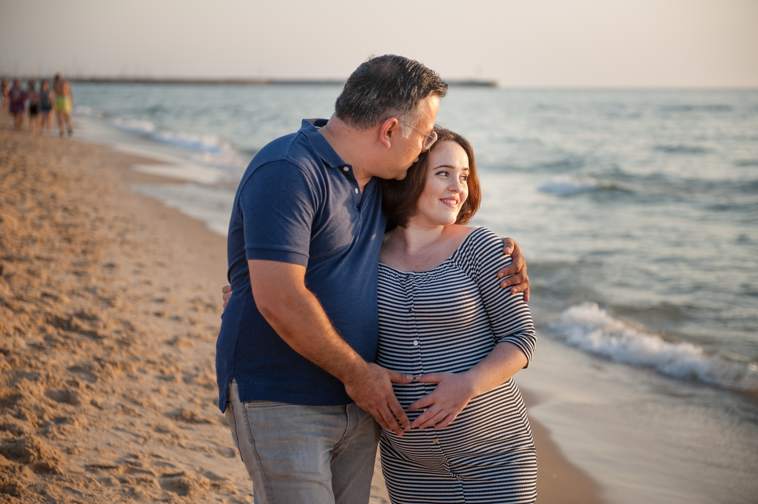 Outdoor maternity photoshoot. Photographer in Israel Luba Ternavskaya