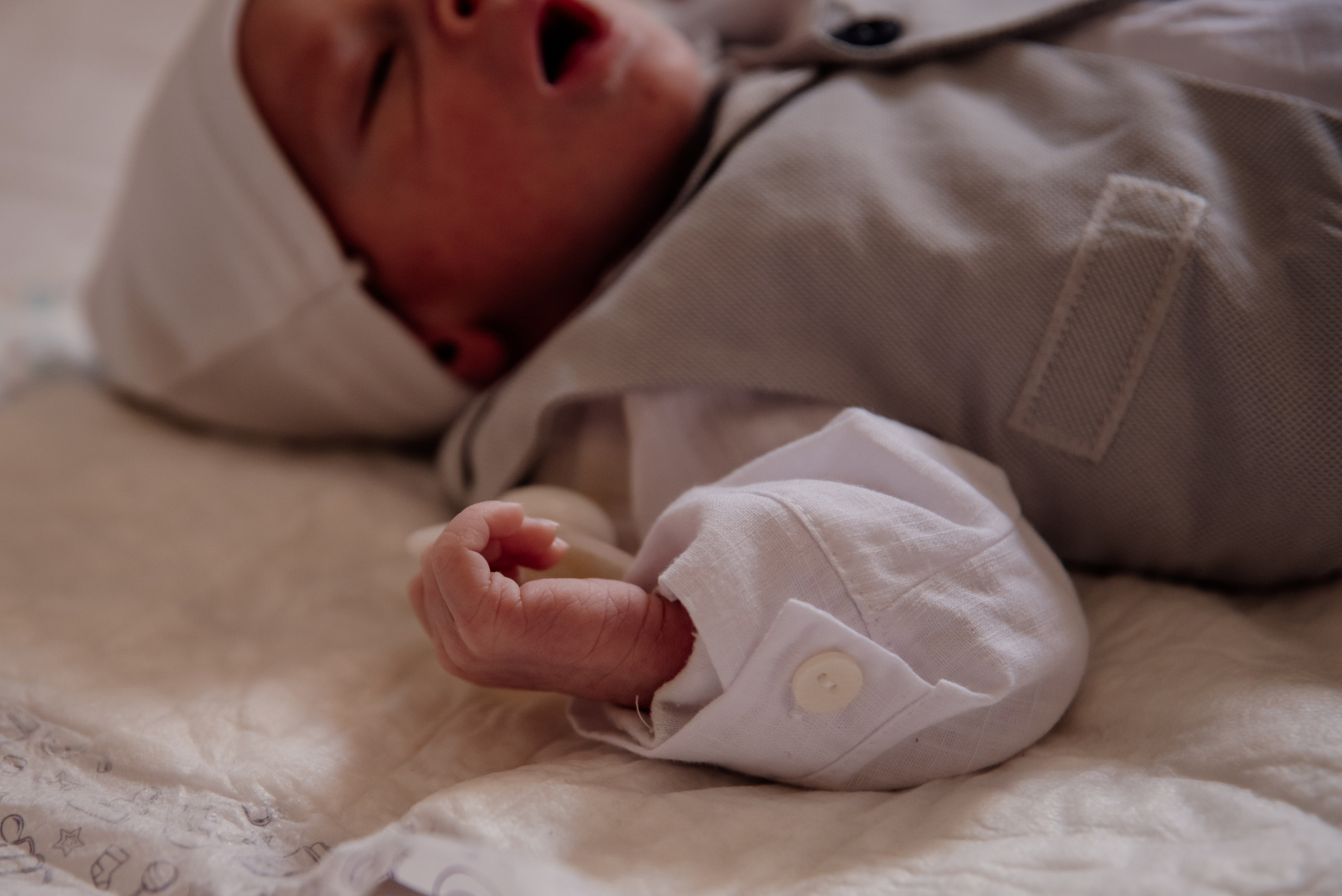 ברית מילה. צלמת ירושלים תל אביב ישראל