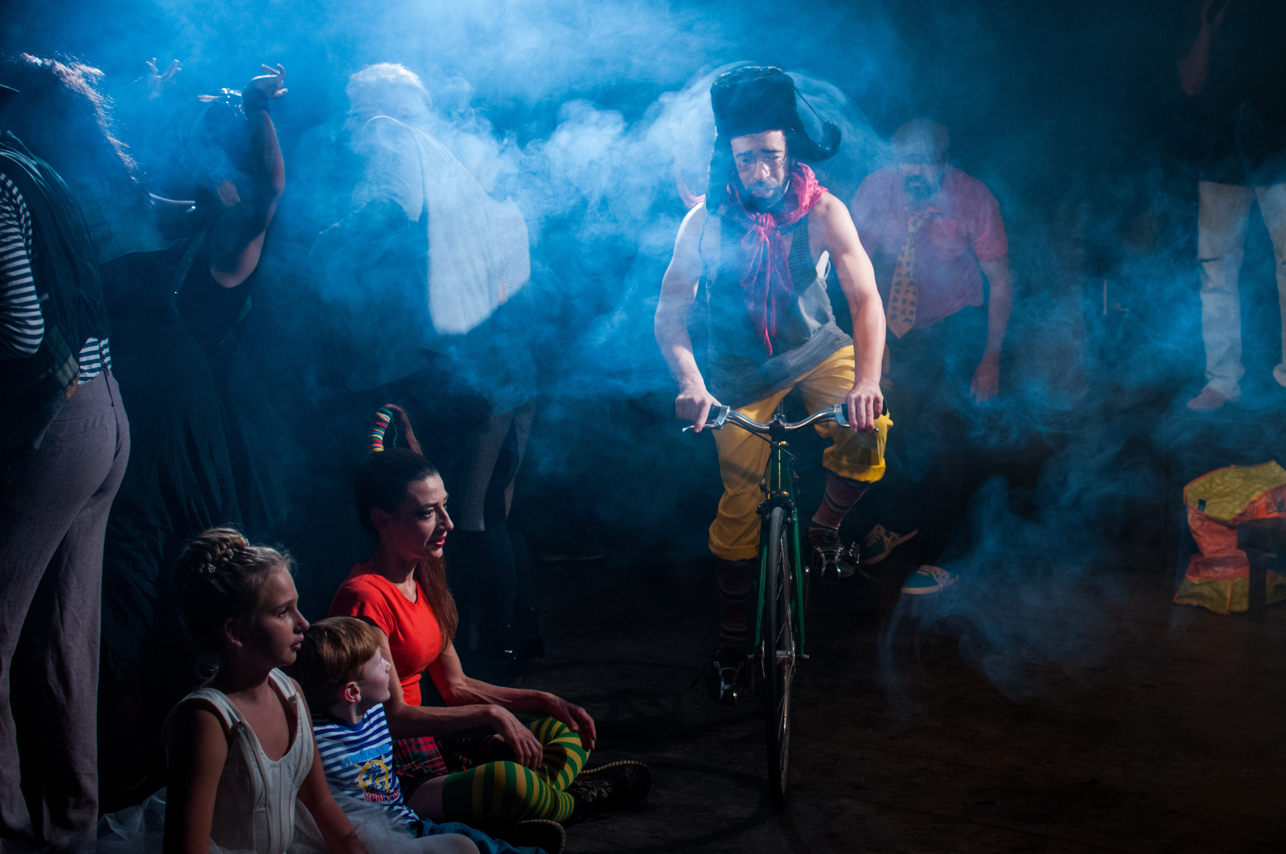 Backstage from the filming of the video clip of the Pavel Dementiev Theater. צלמת ירושלים תל אביב ישראל