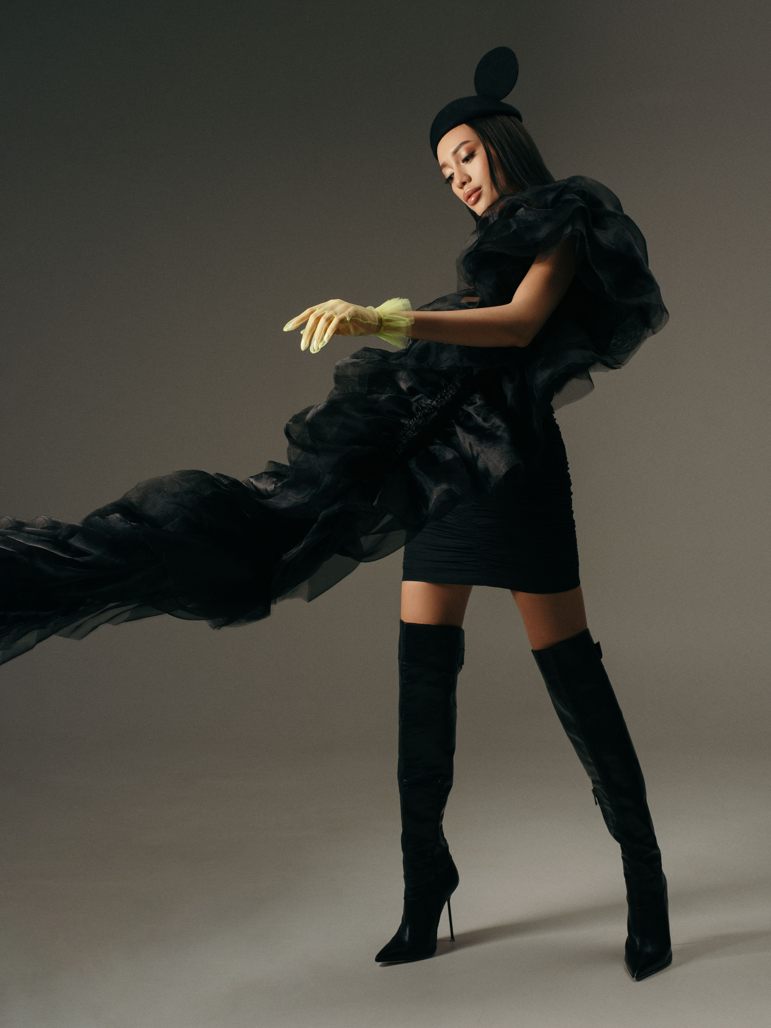 Ли. Рекламный и портретный фотограф в Украине. Андрей Дерич