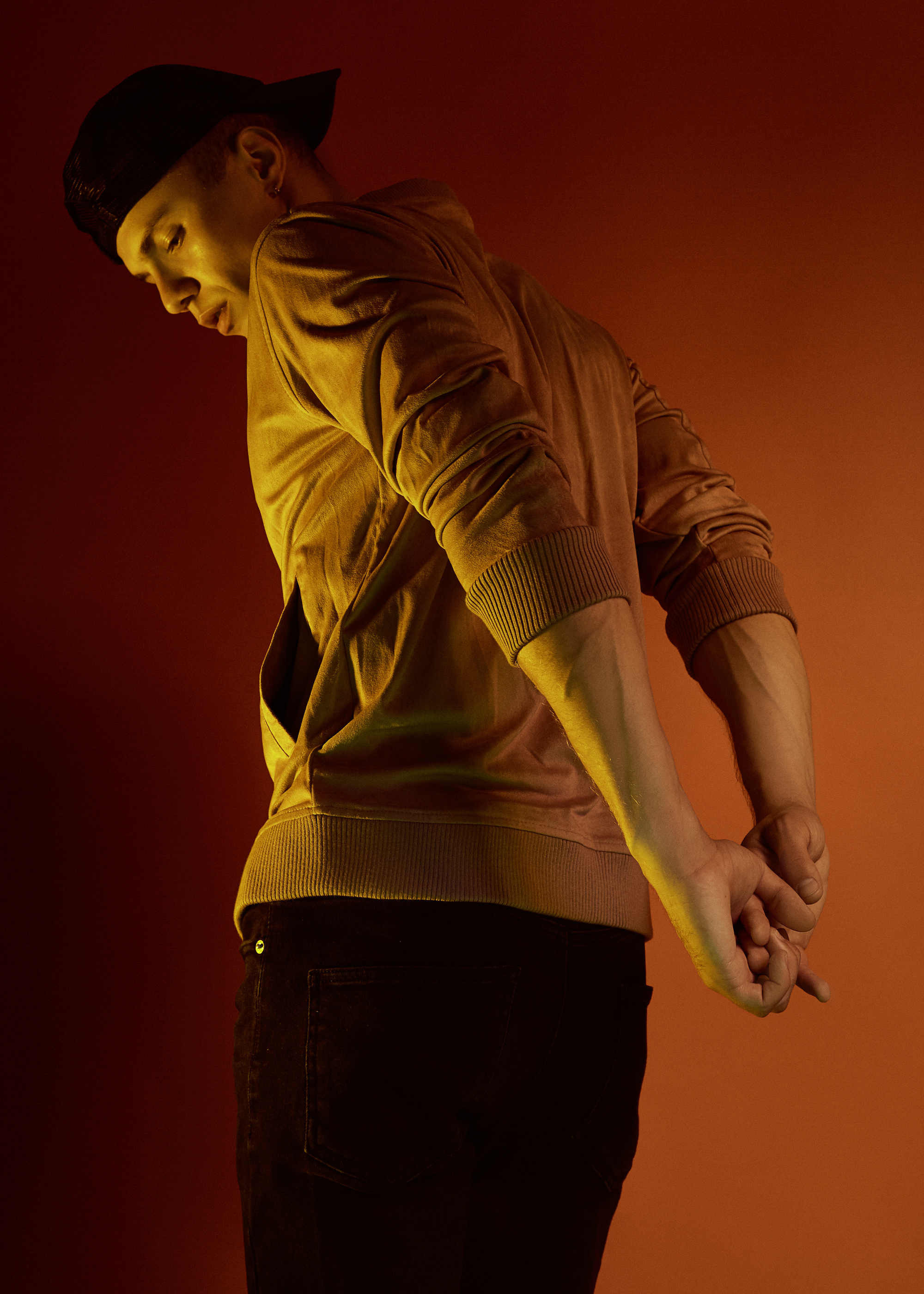 Август. Рекламный и портретный фотограф в Украине. Андрей Дерич