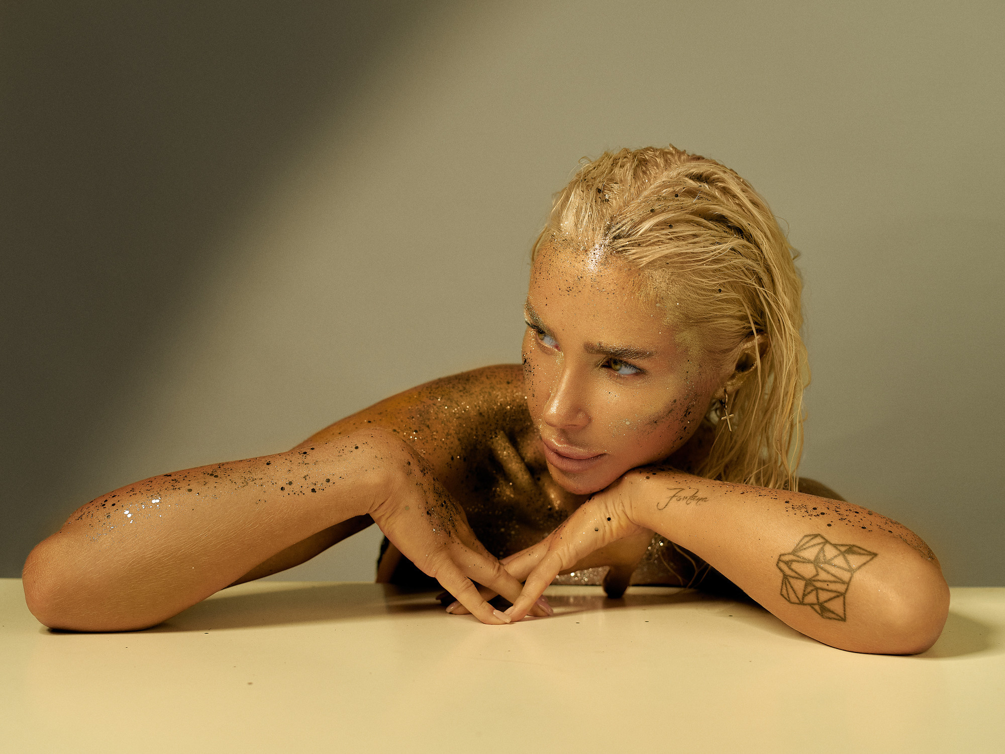 Люси. Рекламный и портретный фотограф в Украине. Андрей Дерич