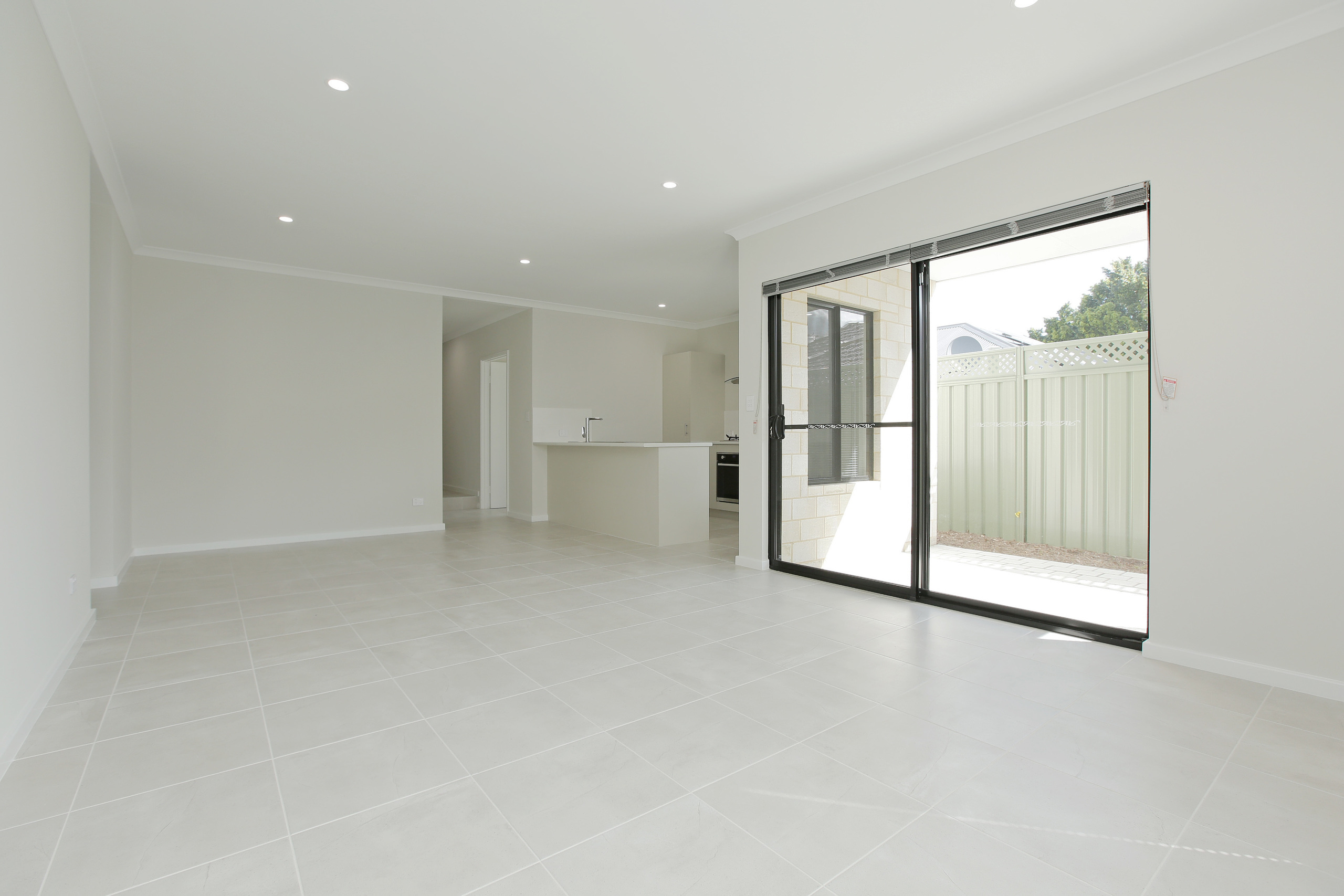 Basic. Realestate Editor