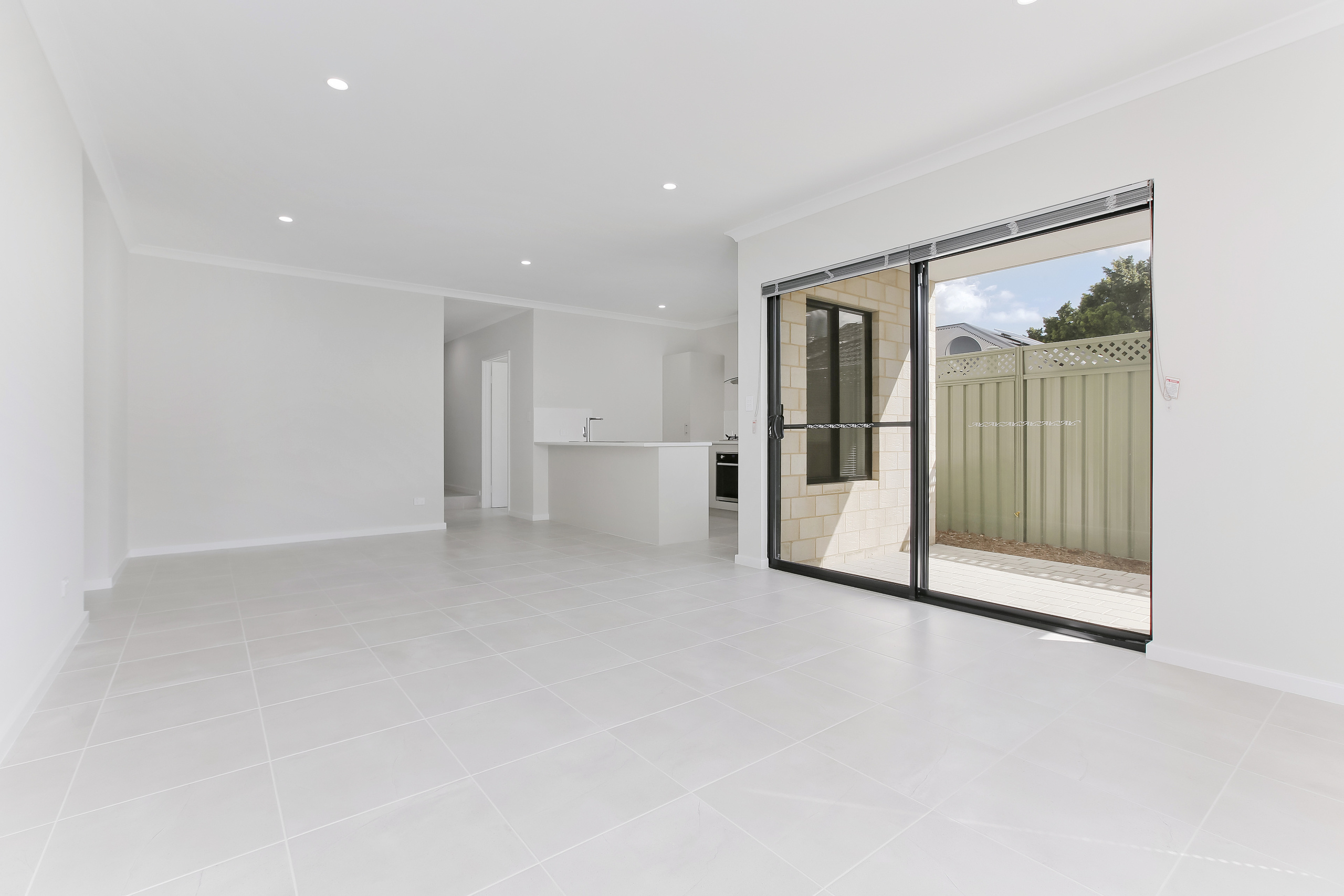 Basic. Realestate Editor