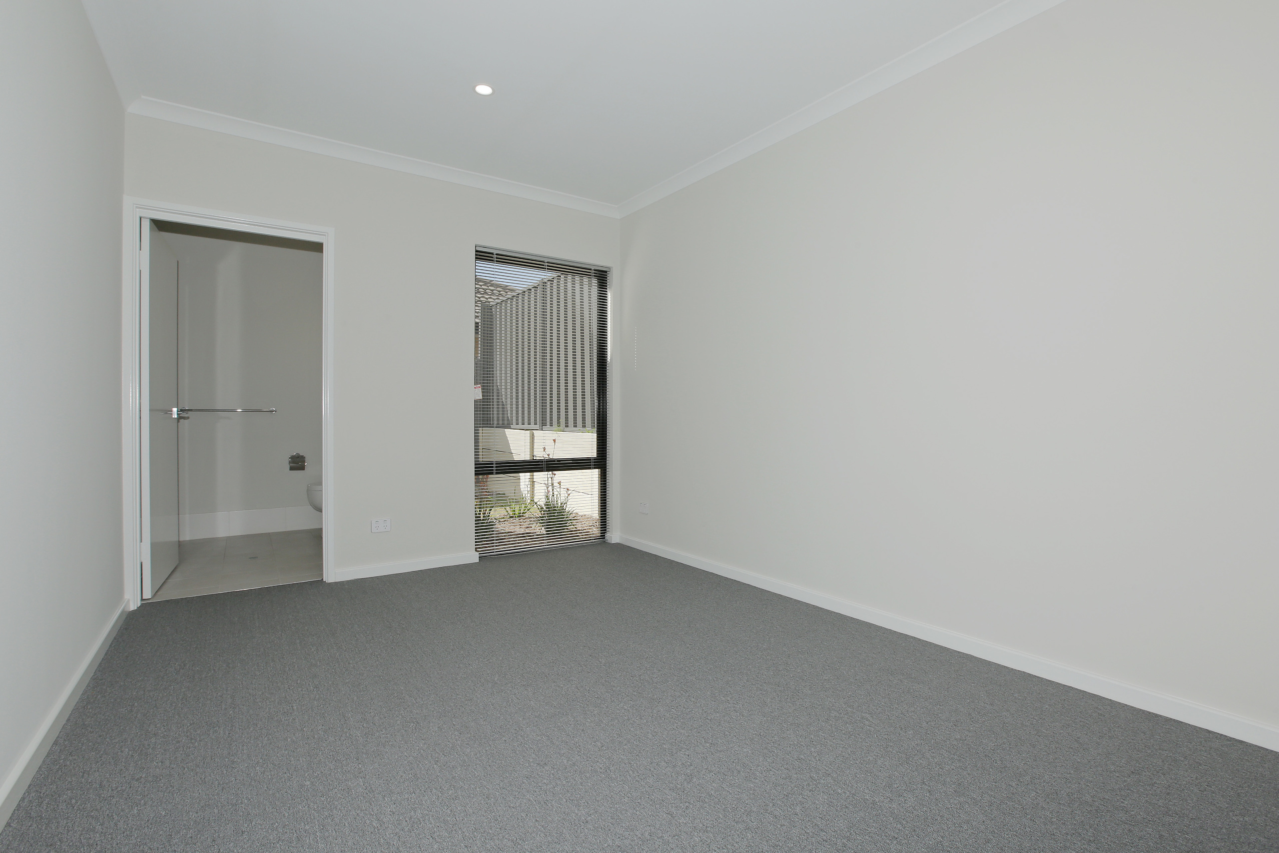 Basic. Realestate Editor