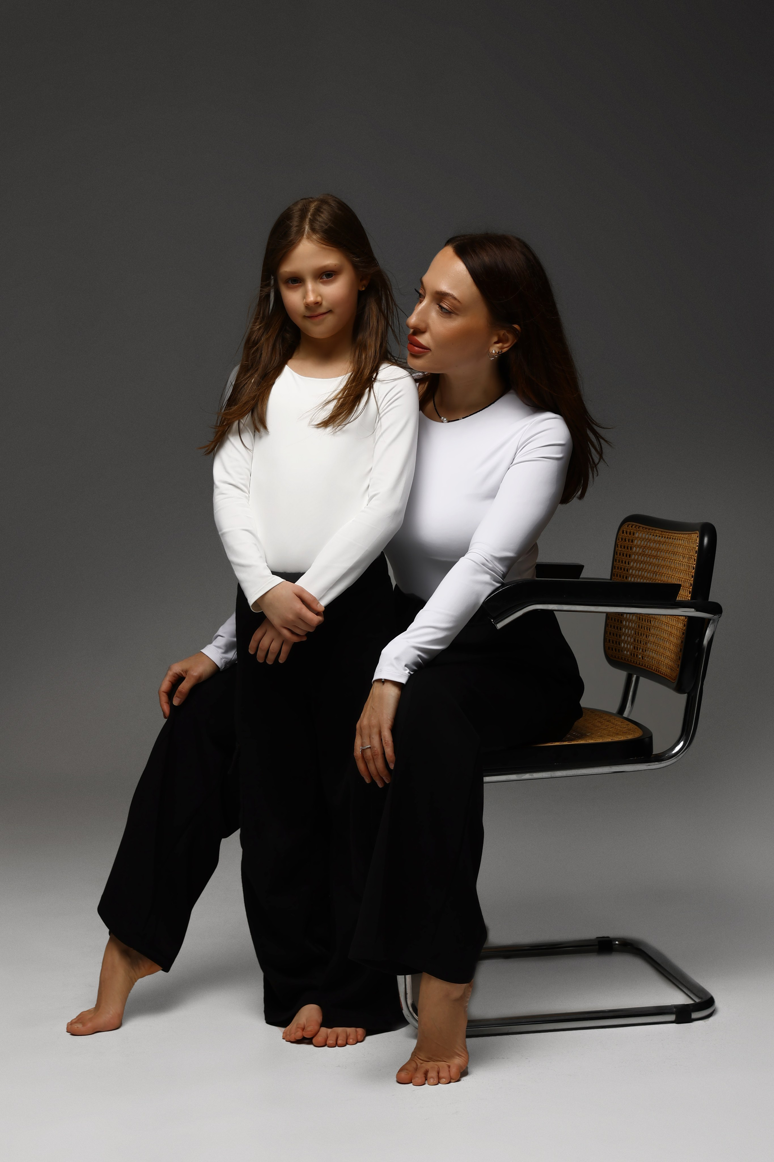 Влада і Крістіна. Головна