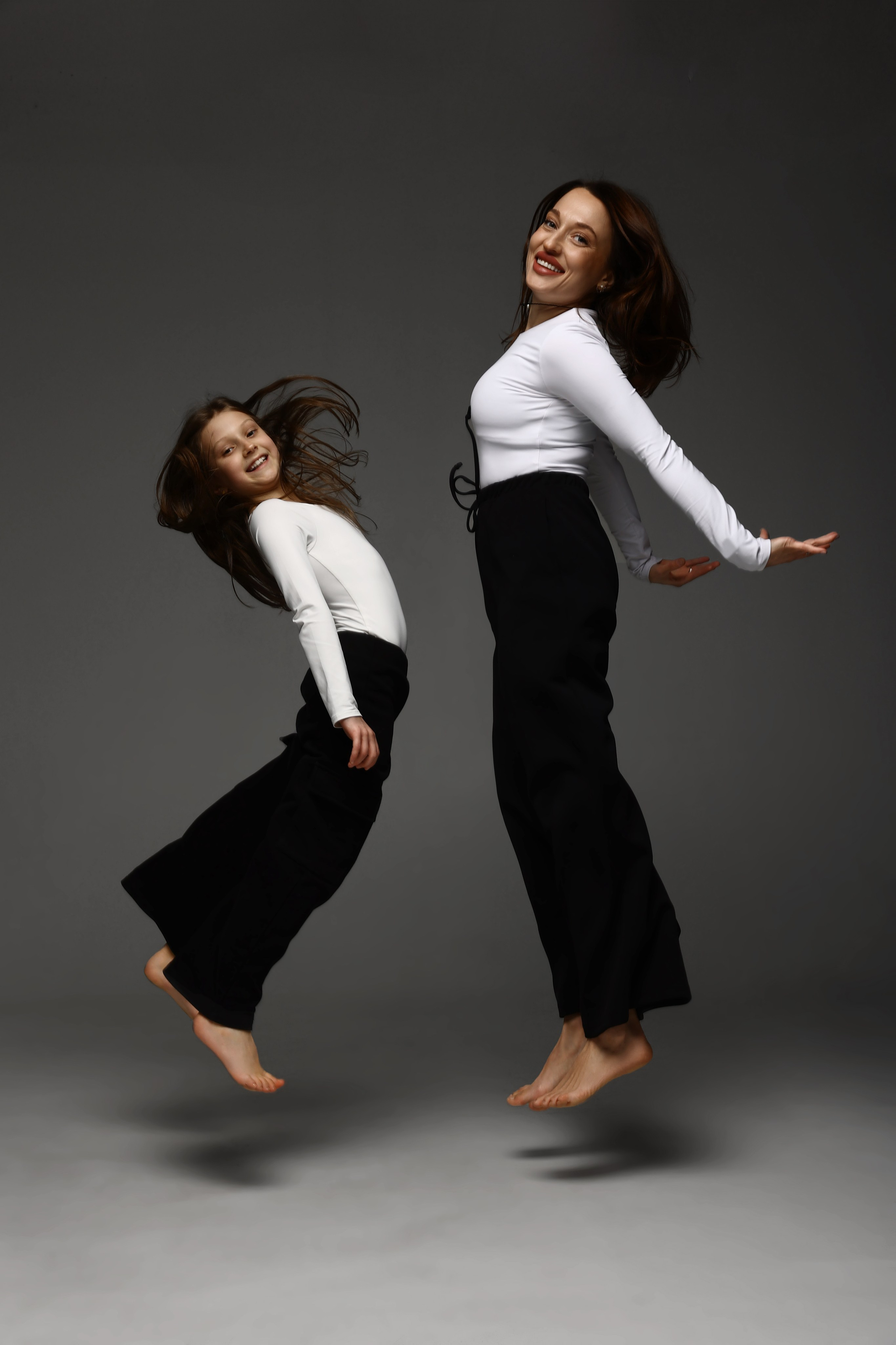 Влада і Крістіна. Головна