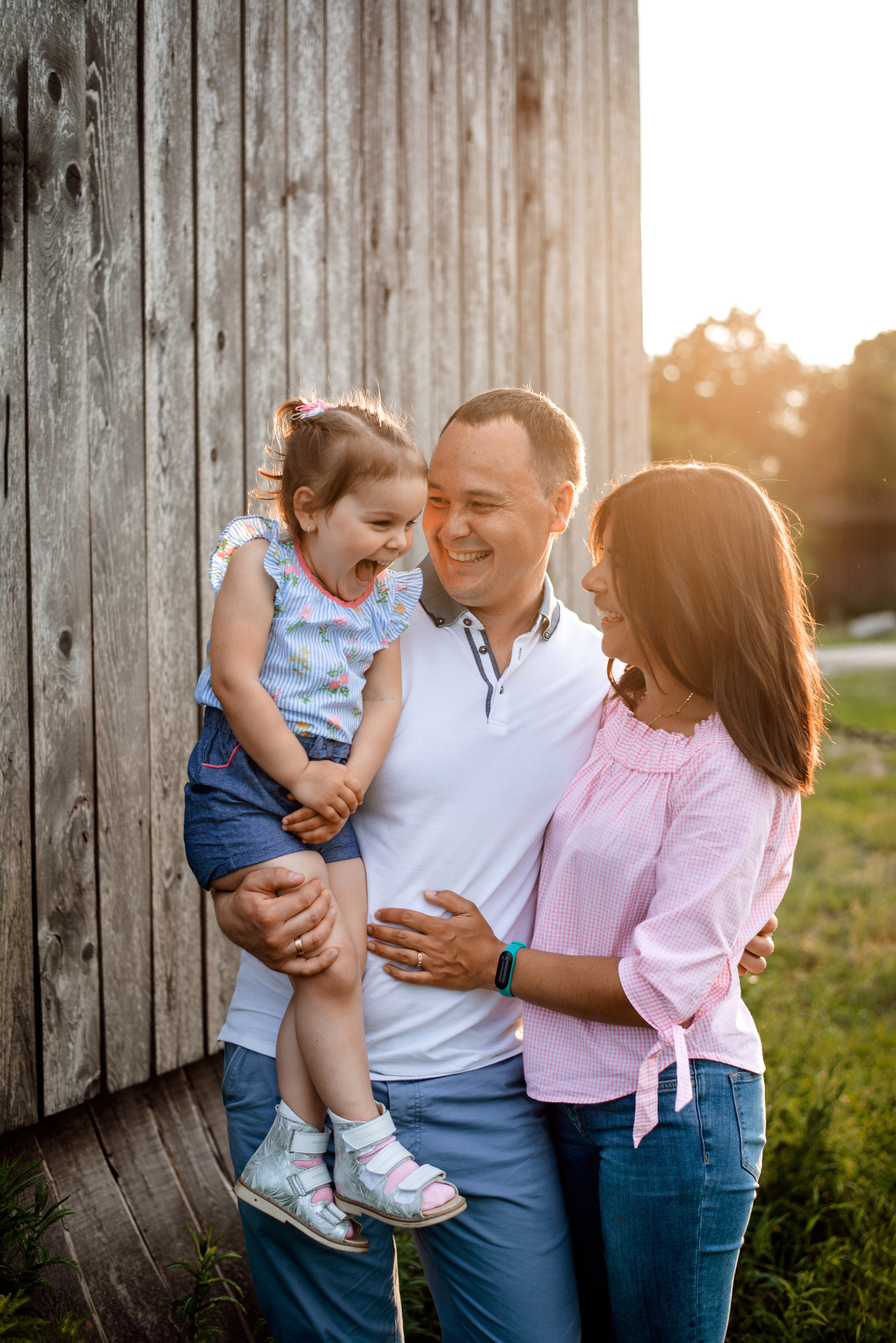 Emilia and family. Semashko Photography — весільні та сімейні фотографи