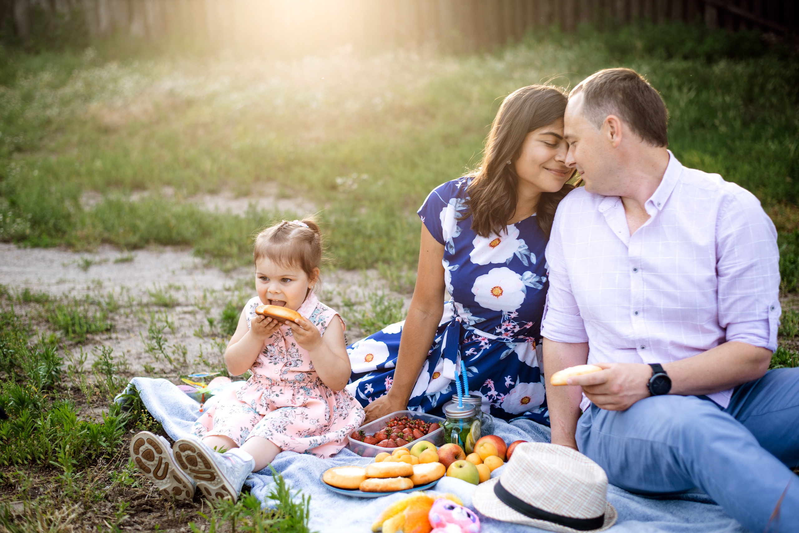 Emilia and family. Semashko Photography — весільні та сімейні фотографи