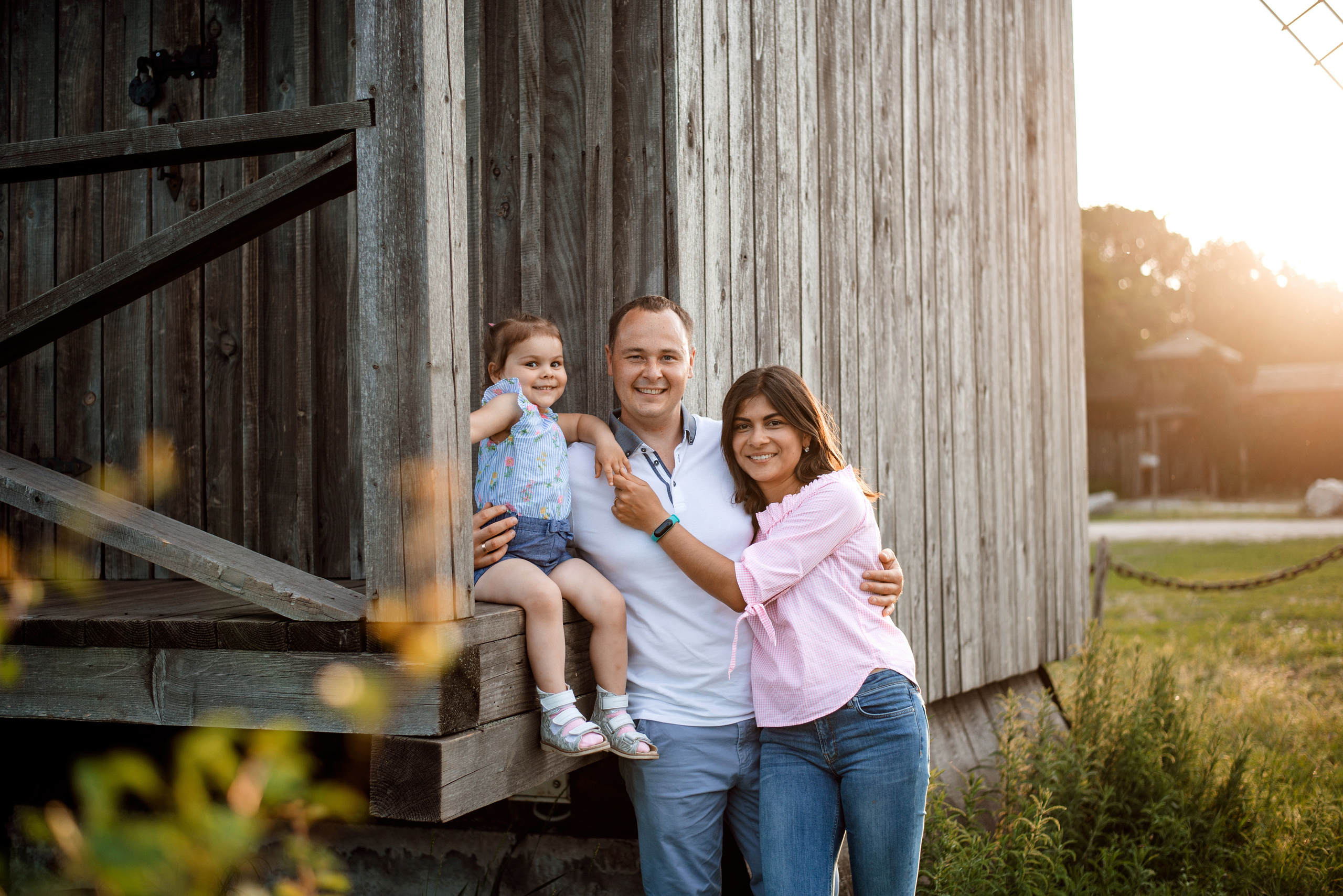 Emilia and family. Semashko Photography — весільні та сімейні фотографи