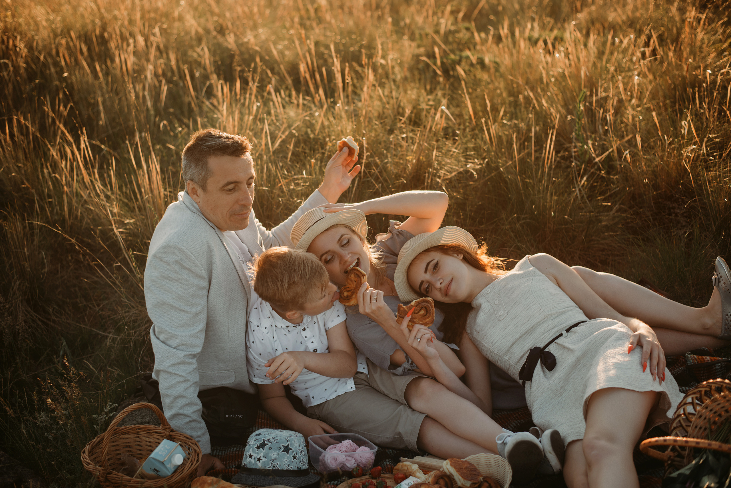 Оксана + Сергій + Соня + Даня. Semashko Photography — весільне та сімейне фото, Олег І Наталі Семашко