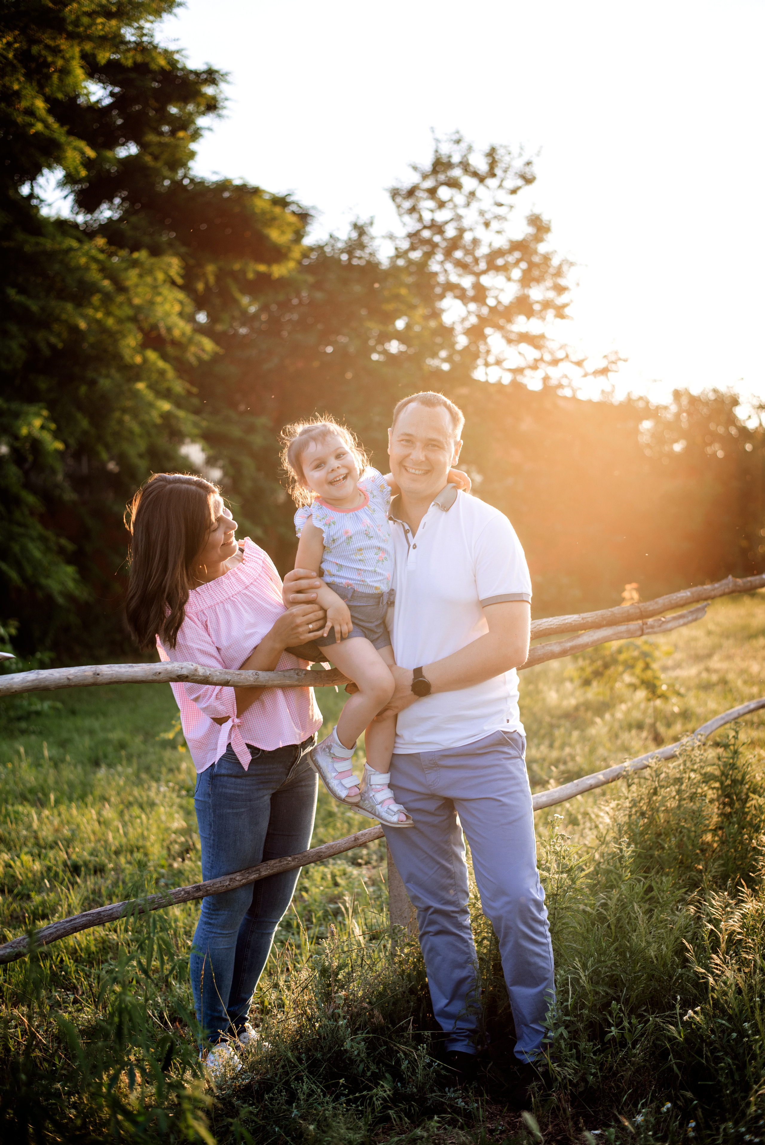 Emilia and family. Semashko Photography — весільні та сімейні фотографи