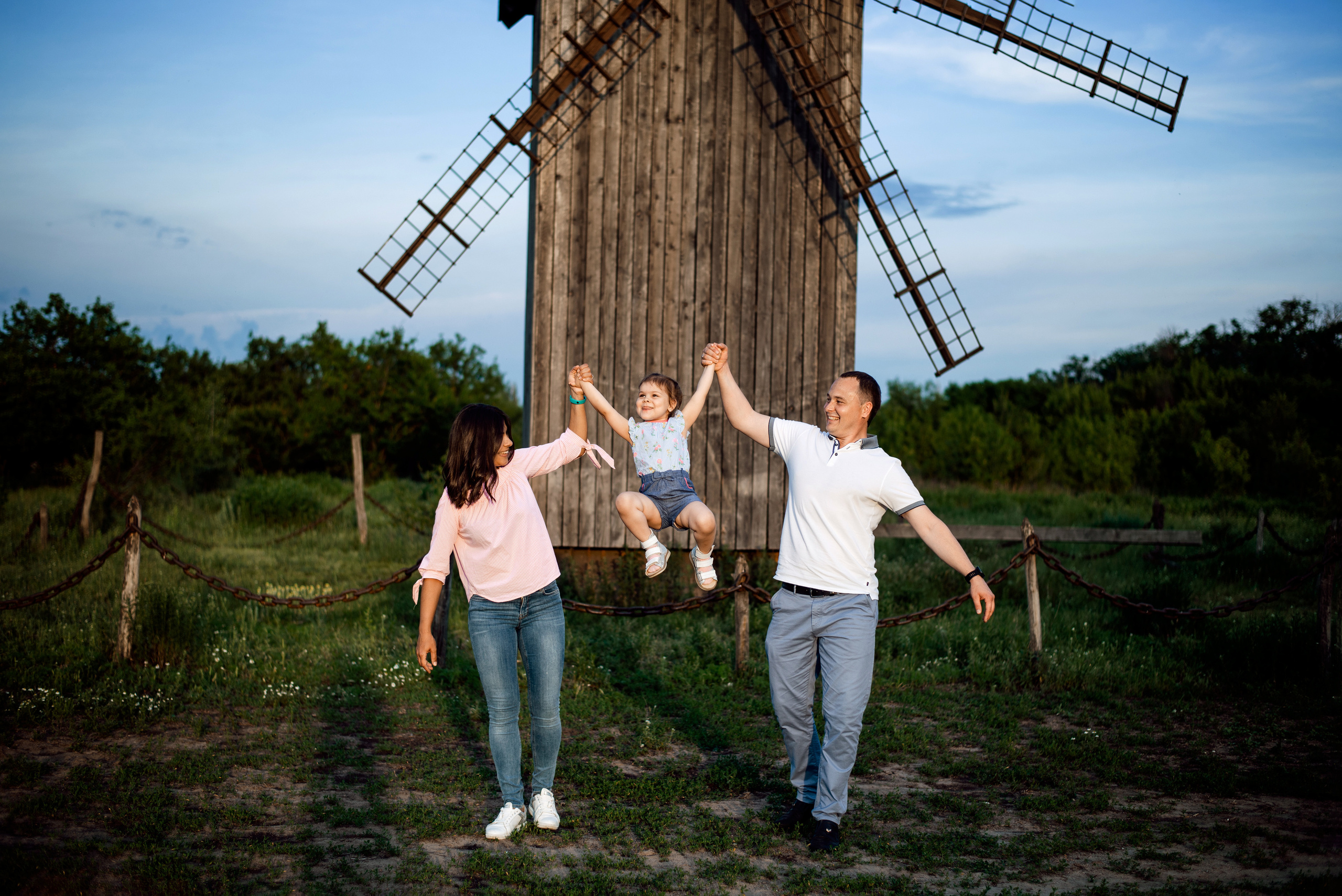 Emilia and family. Semashko Photography — весільні та сімейні фотографи