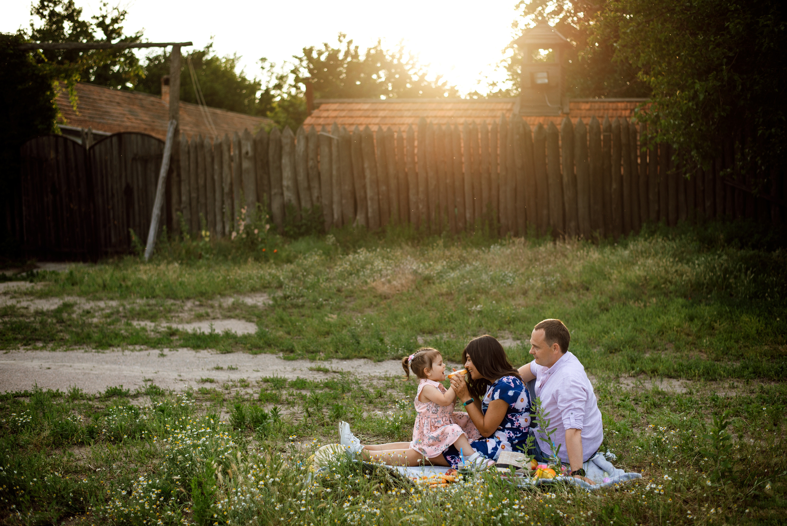 Emilia and family. Semashko Photography — весільні та сімейні фотографи