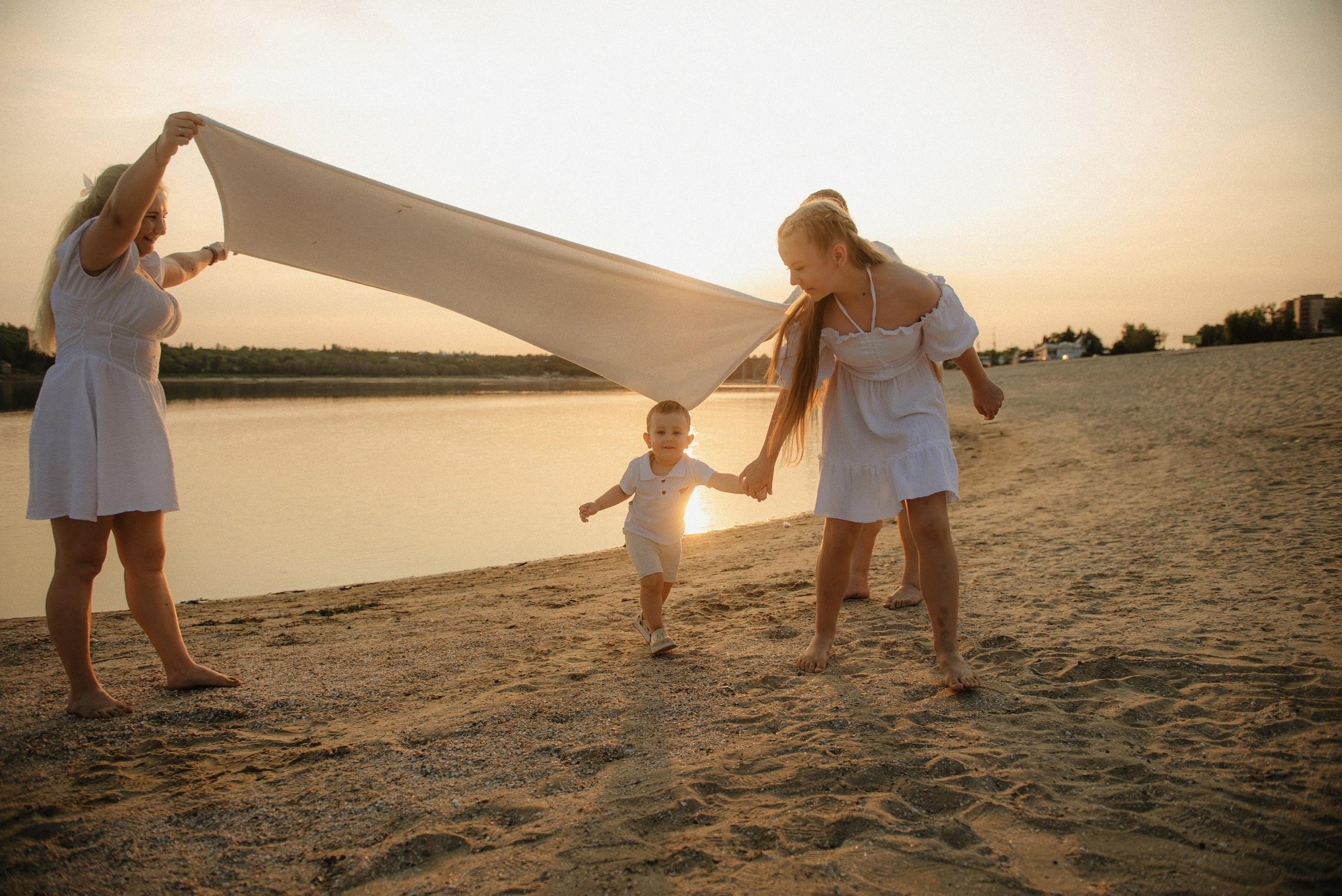 Коля+Настя+Улянка+Коля. Semashko Photography — весільне та сімейне фото, Олег І Наталі Семашко