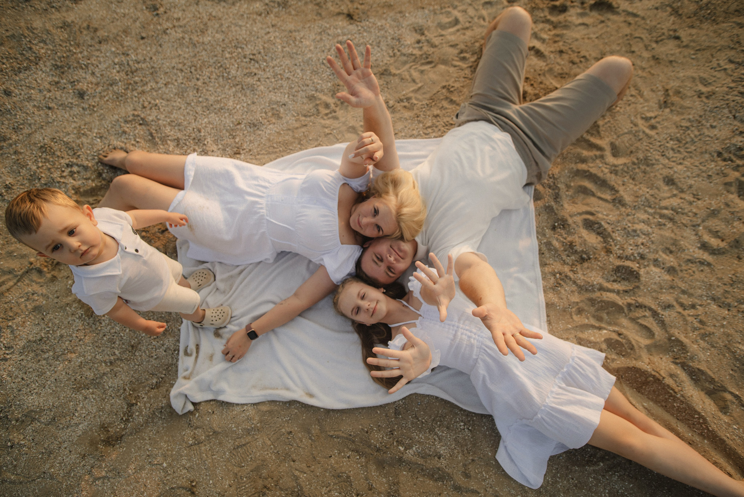 Коля+Настя+Улянка+Коля. Semashko Photography — весільне та сімейне фото, Олег І Наталі Семашко