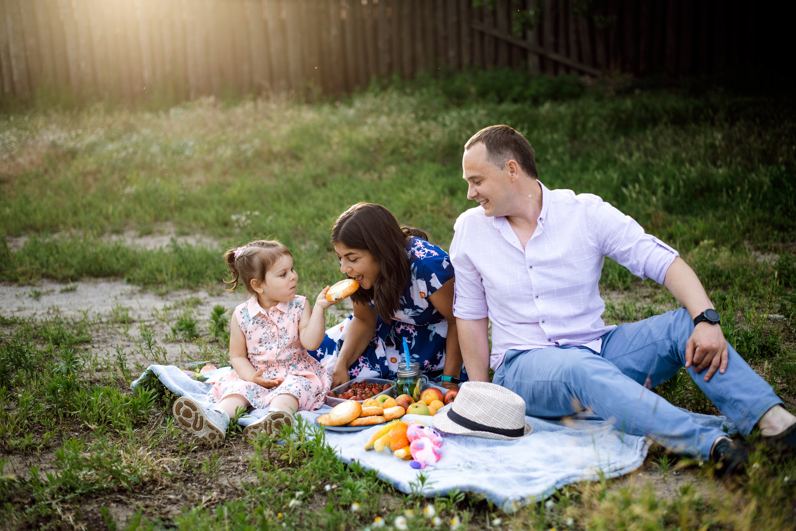 Emilia and family. Semashko Photography — весільні та сімейні фотографи