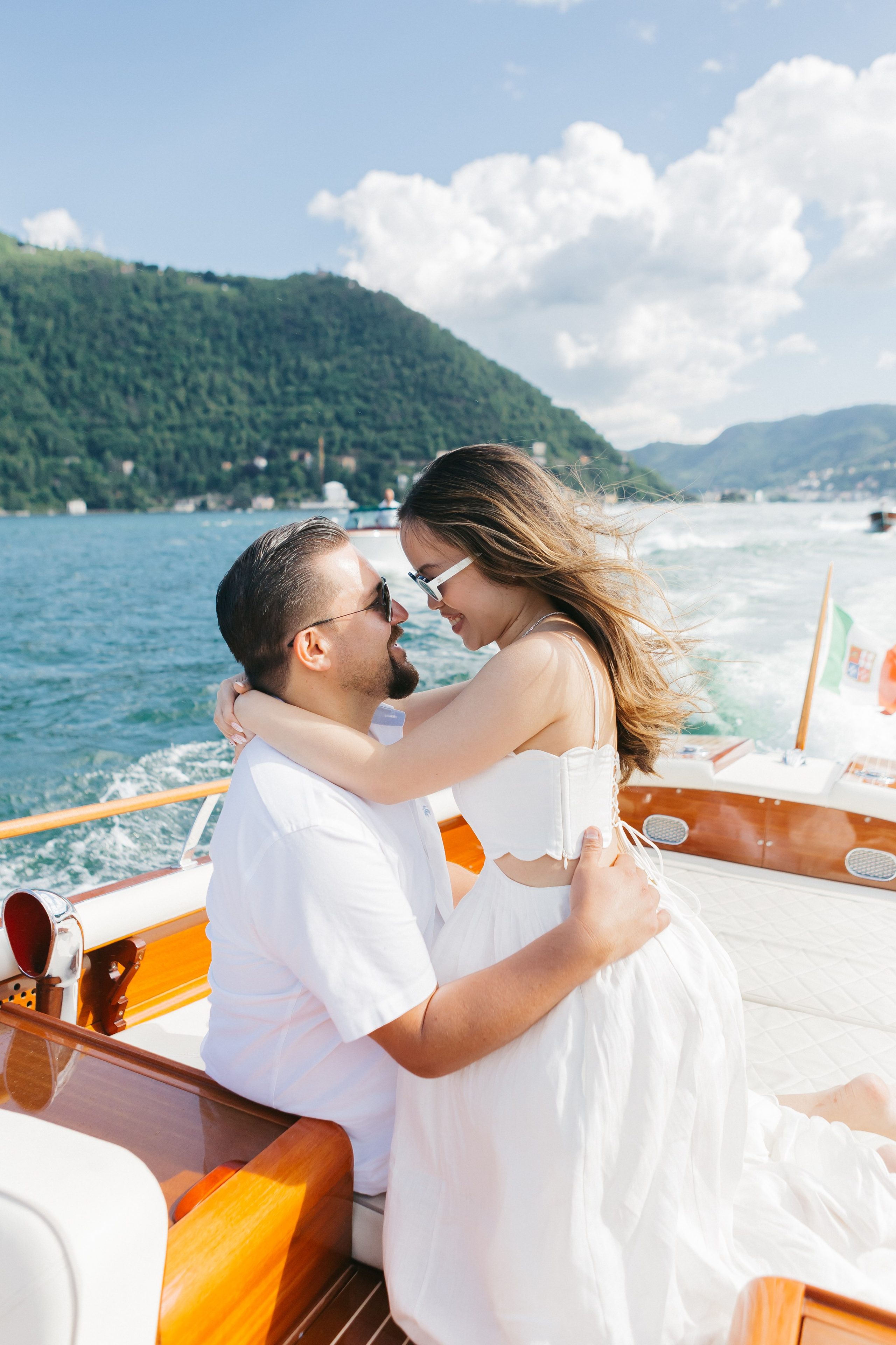 BOAT TRIP ABIGAIL & NICK. Luxury wedding photographer in Italy | Irina Armonia